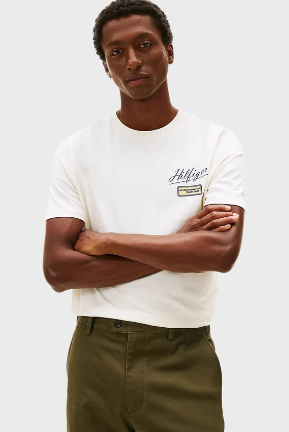 Футболка MODERN ATH GRAPHIC BADGE TEE Tommy Hilfiger