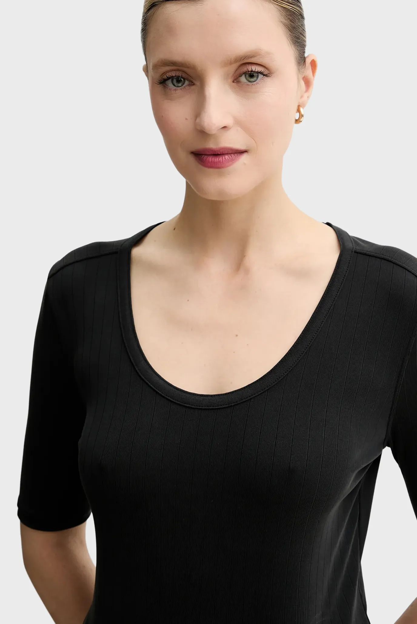 Футболка SS SCOOP NK DRAPY RIB TOP 4