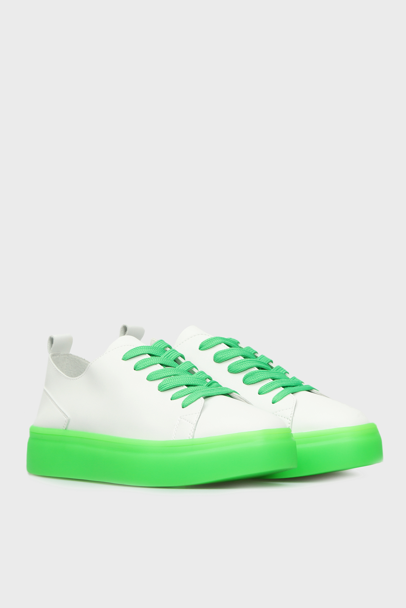 Женские белые сникеры 8