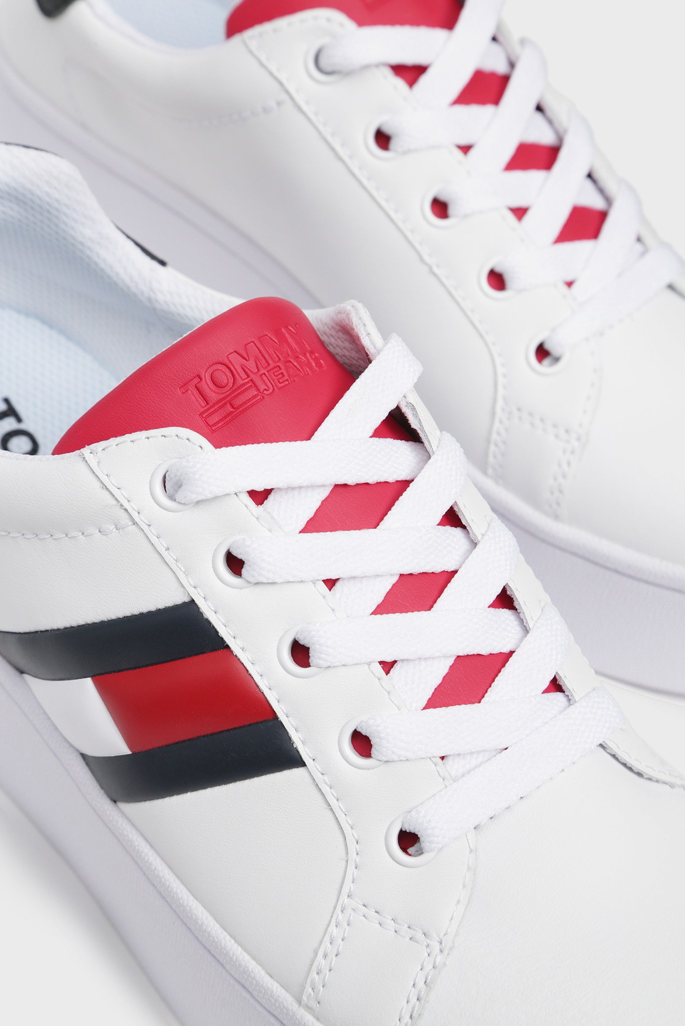 Женские белые кожаные сникеры на платформе ICON 5