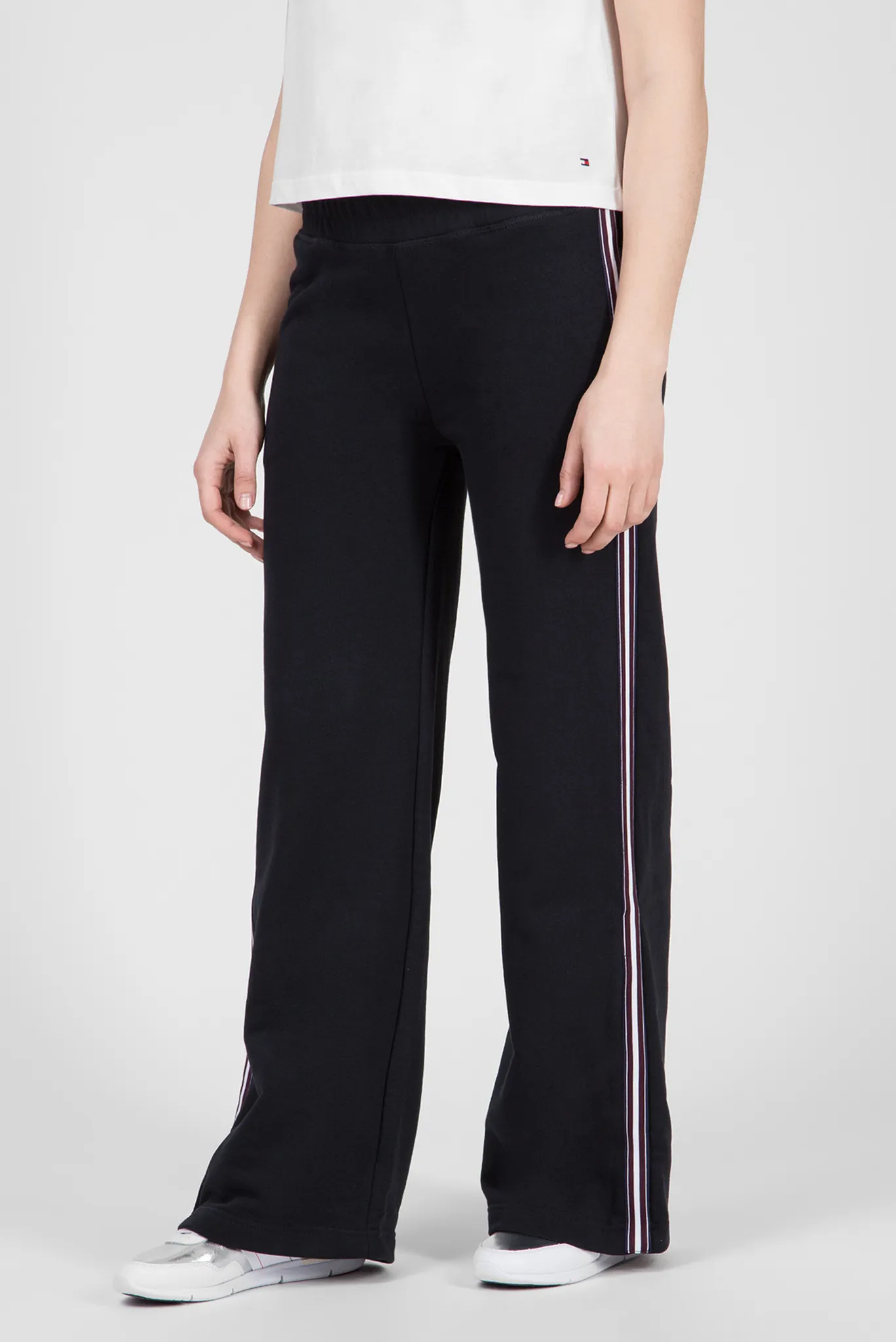 Женские черные брюки-клеш HALINA 2