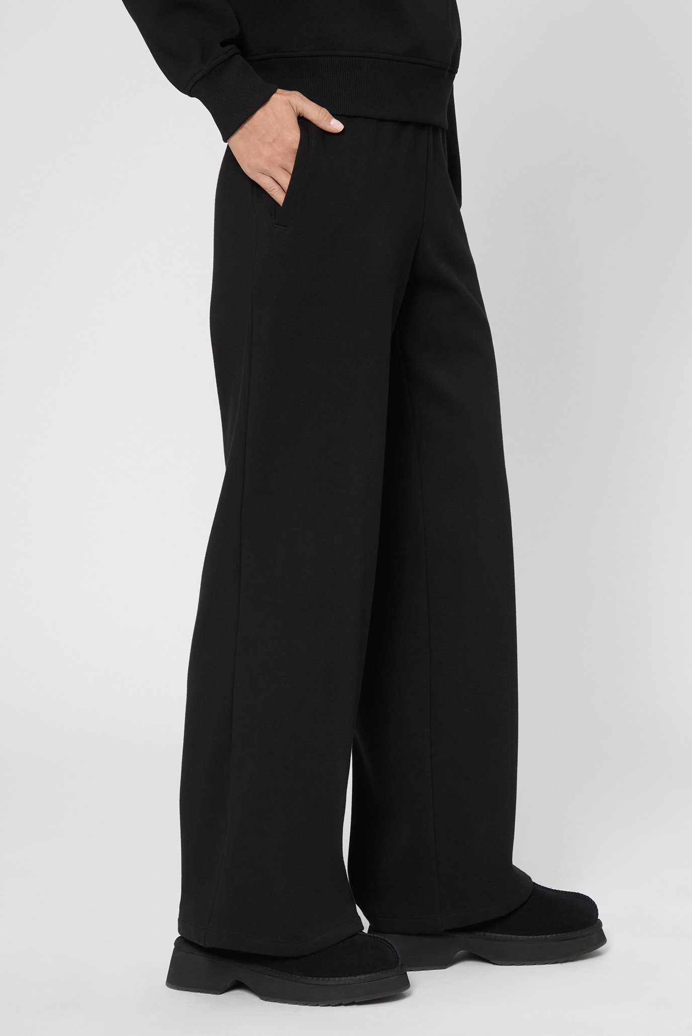 Штаны спортивные WTP 059 3