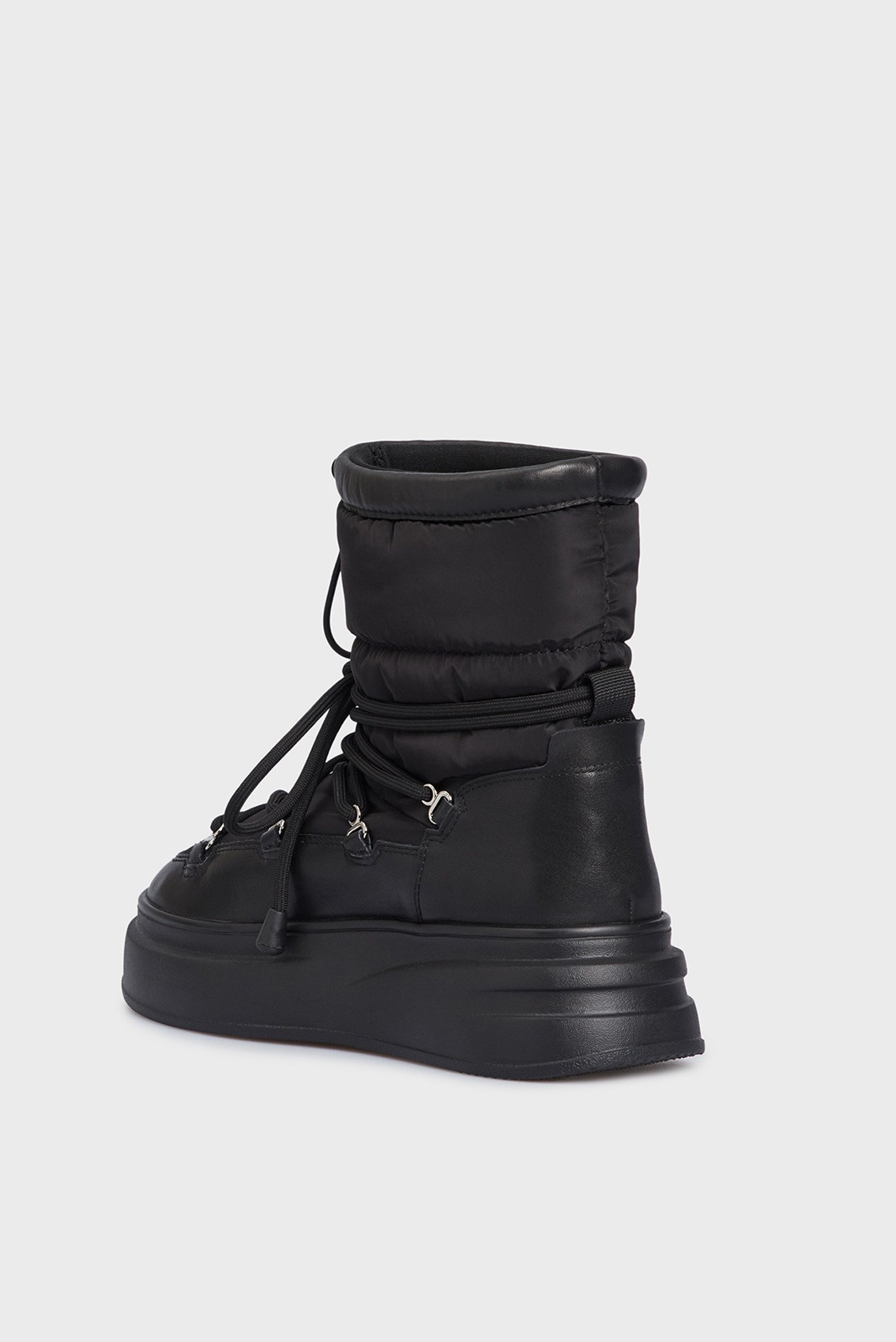 Женские черные дутики Alyssum 4