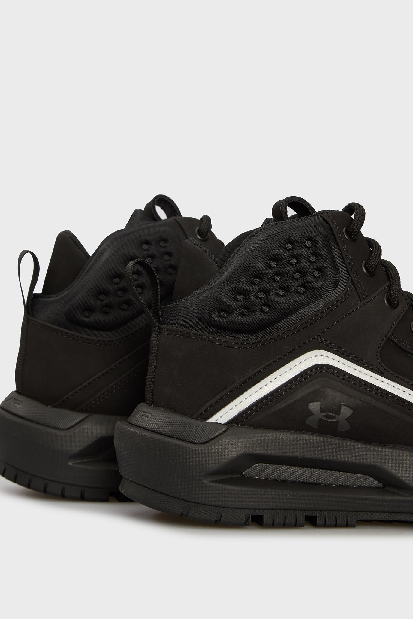 Кроссовки/UA 695 2