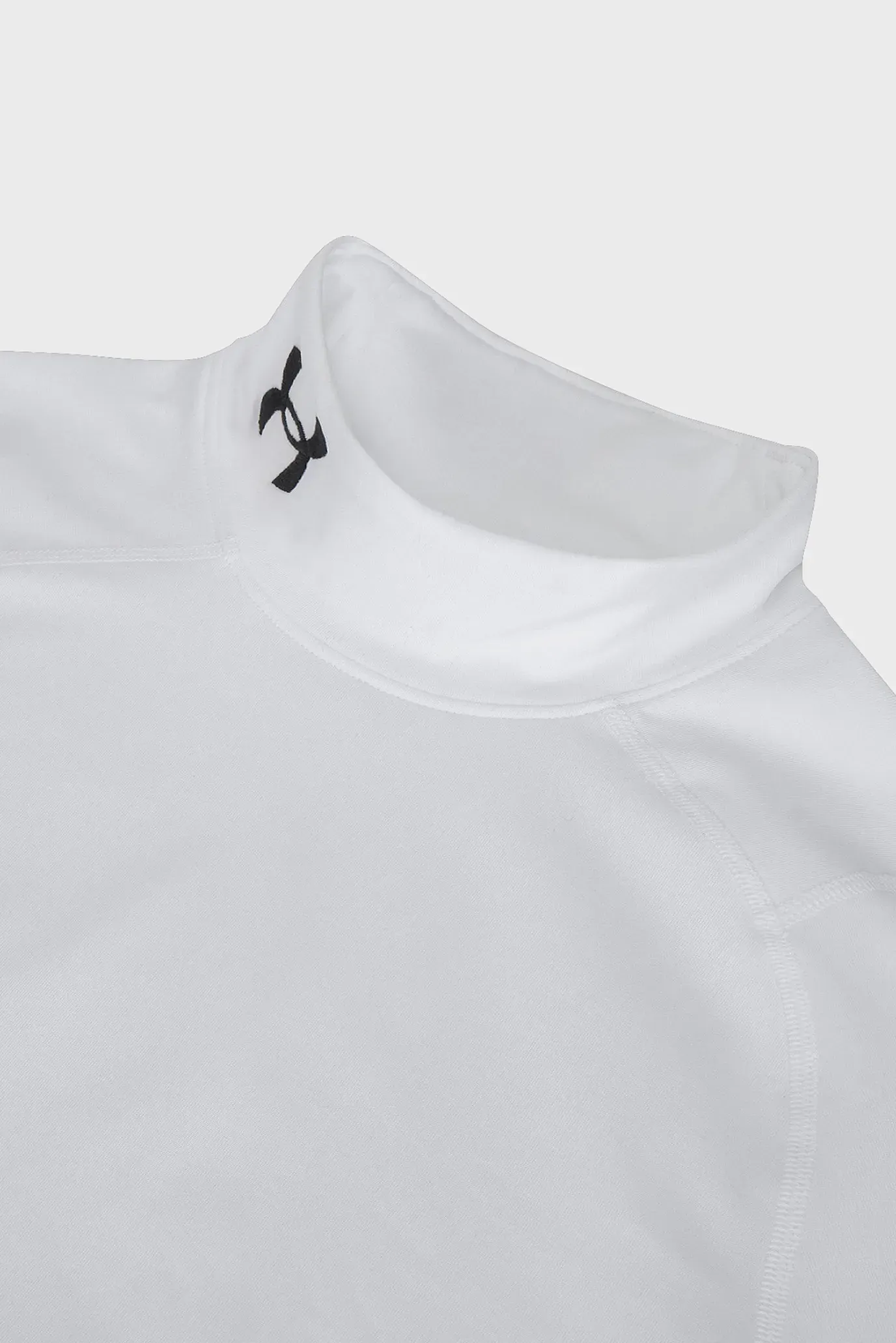 Лонгслив UA CG Armour Fitted Mock 4