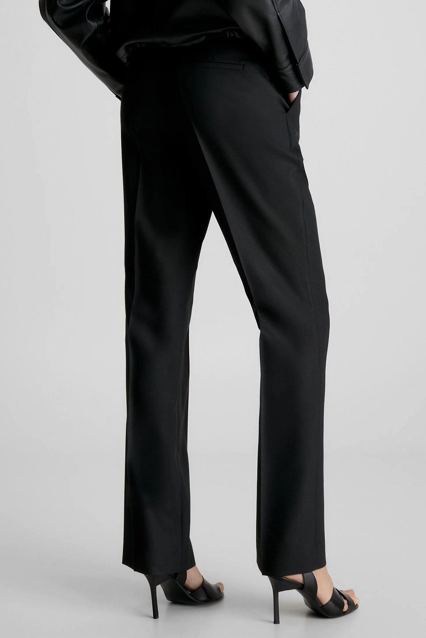 Брюки ESSENTIAL SLIM STRAIGHT PANT 2