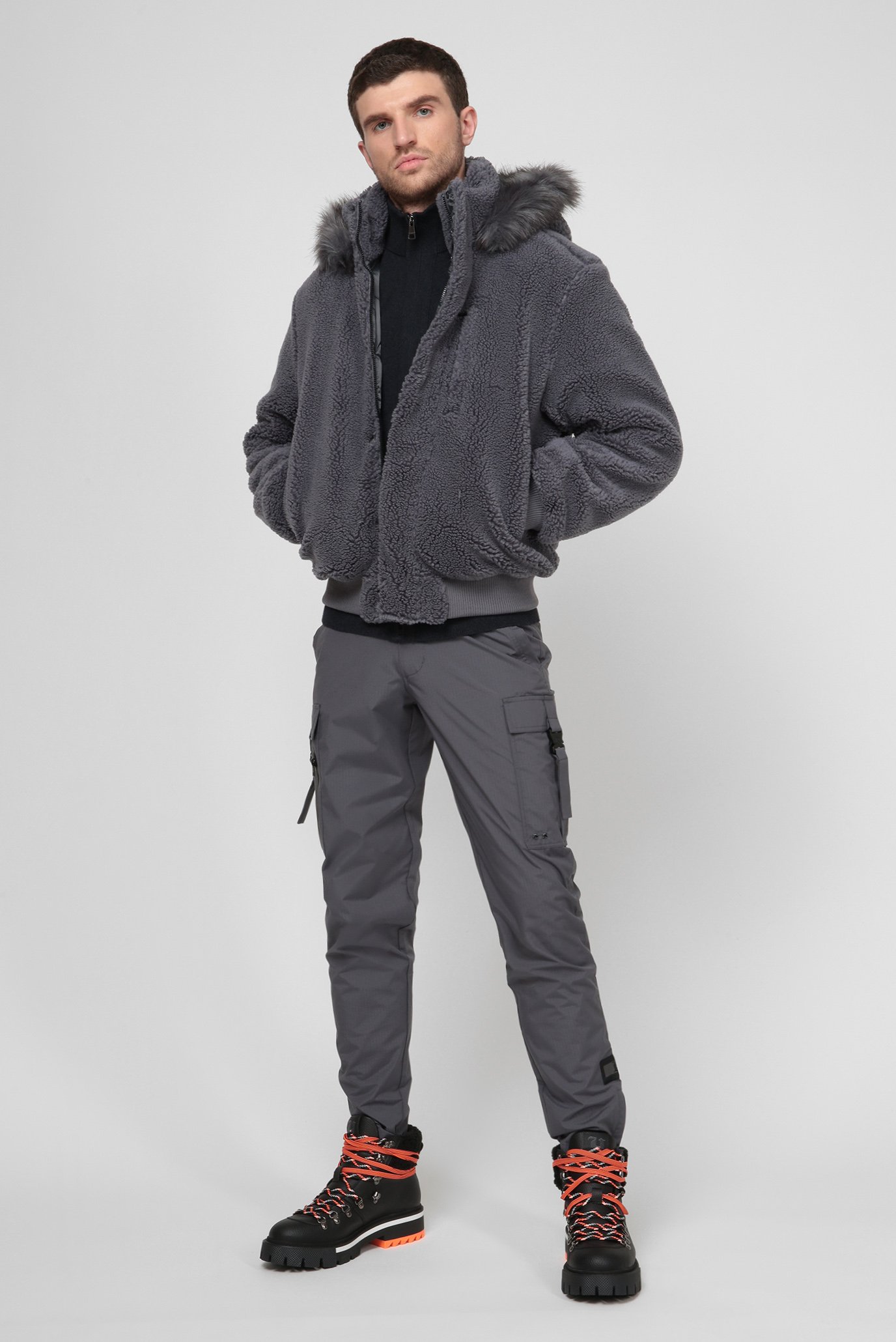 Мужской серый бомбер Lewis Hamilton COZY HOODED BOMBER JACKETTommy Hilfiger Мужской серый бомбер Lewis Hamilton COZY HOODED BOMBER JACKET 10