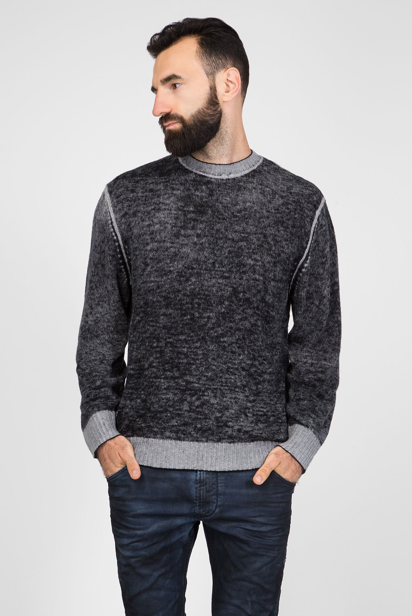 Мужской серый свитер 1