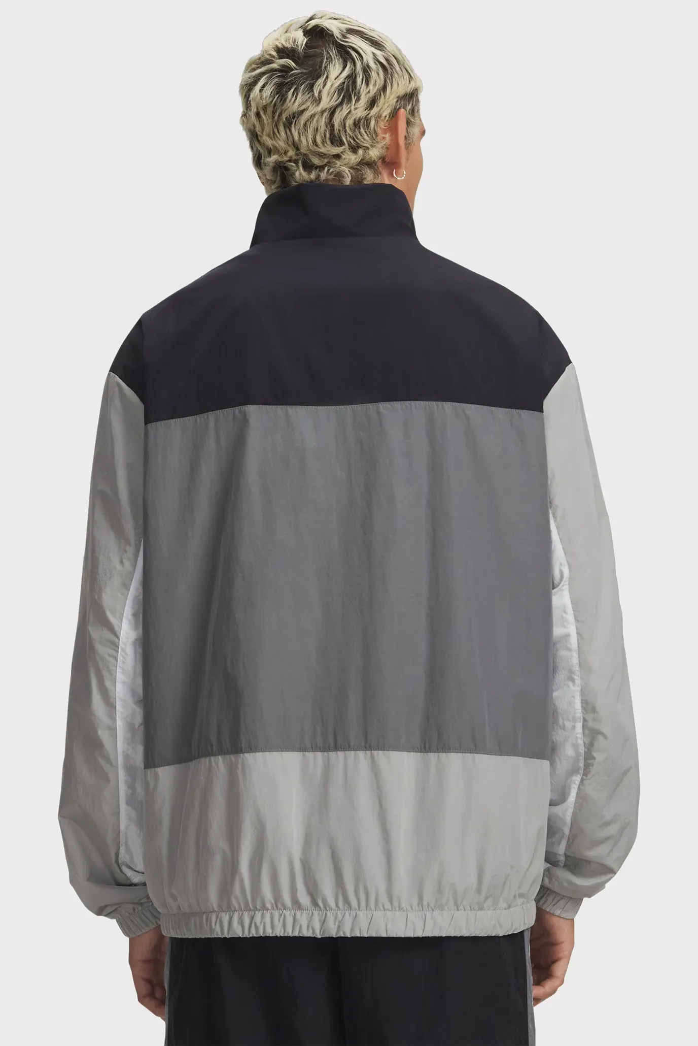 Ветровка UA Icon Woven Track FZ 2