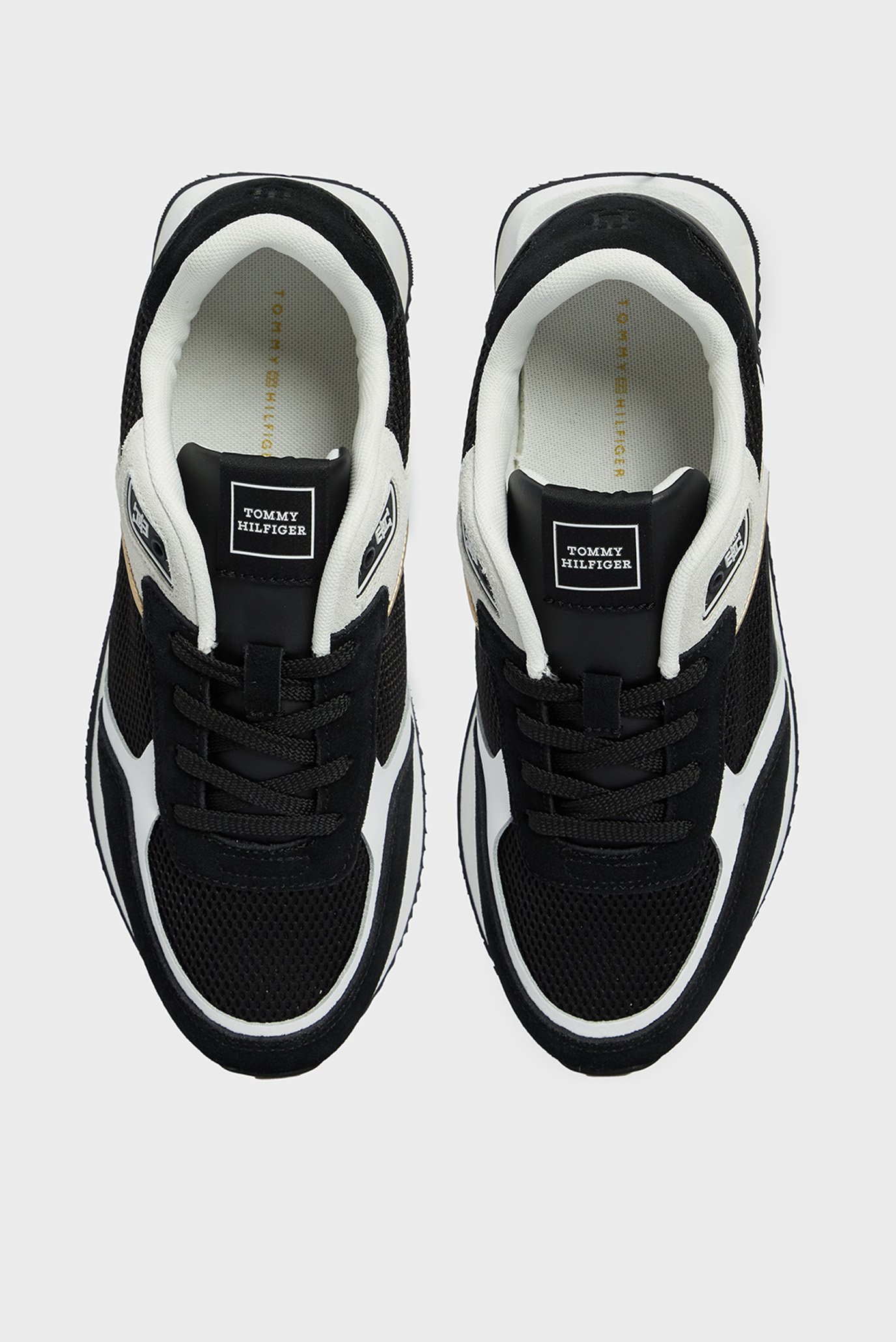 Кроссовки ESSENTIAL ELEVATED RUNNER 4