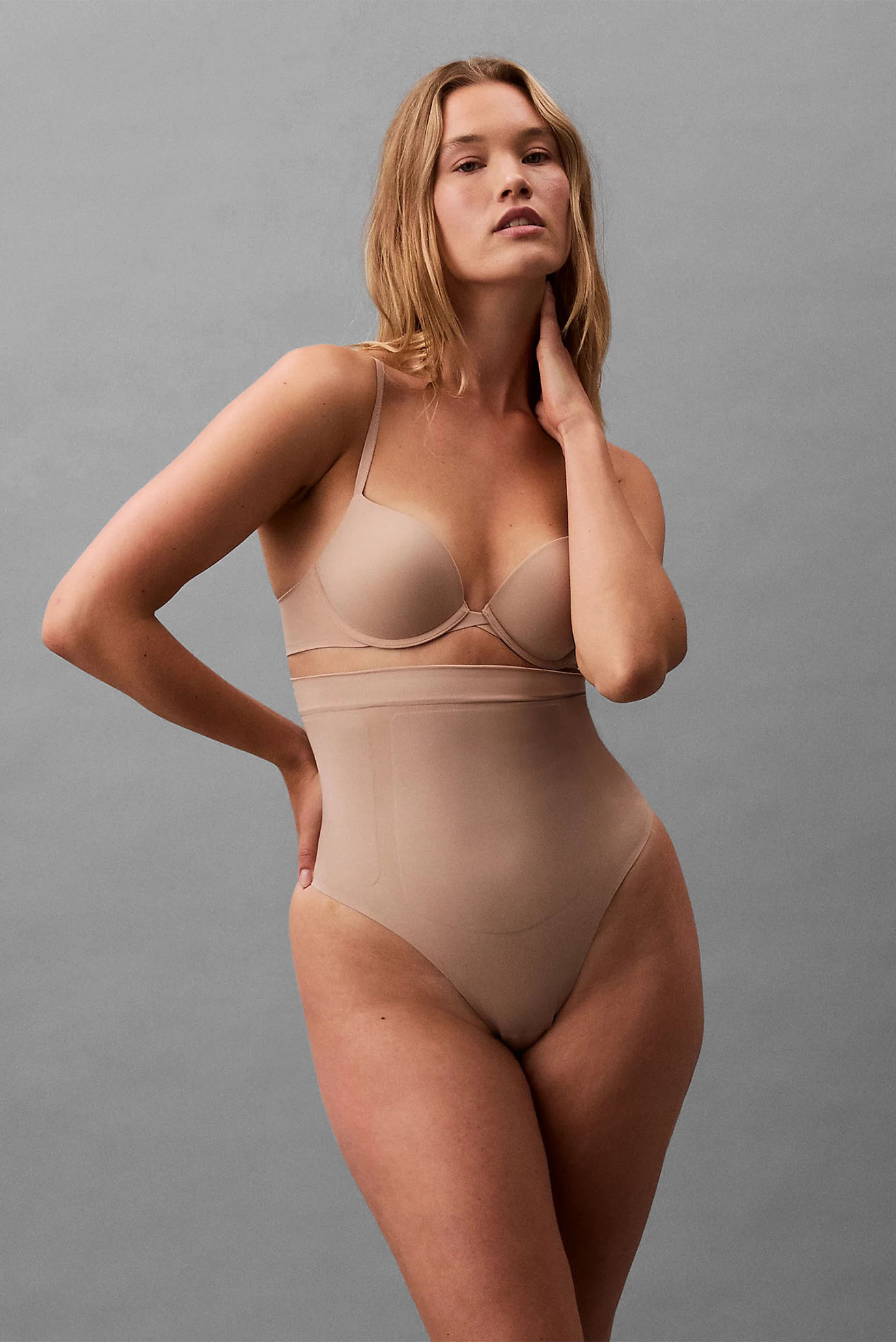 Трусы EXTRA FIRM SEAMLESS THONG 1