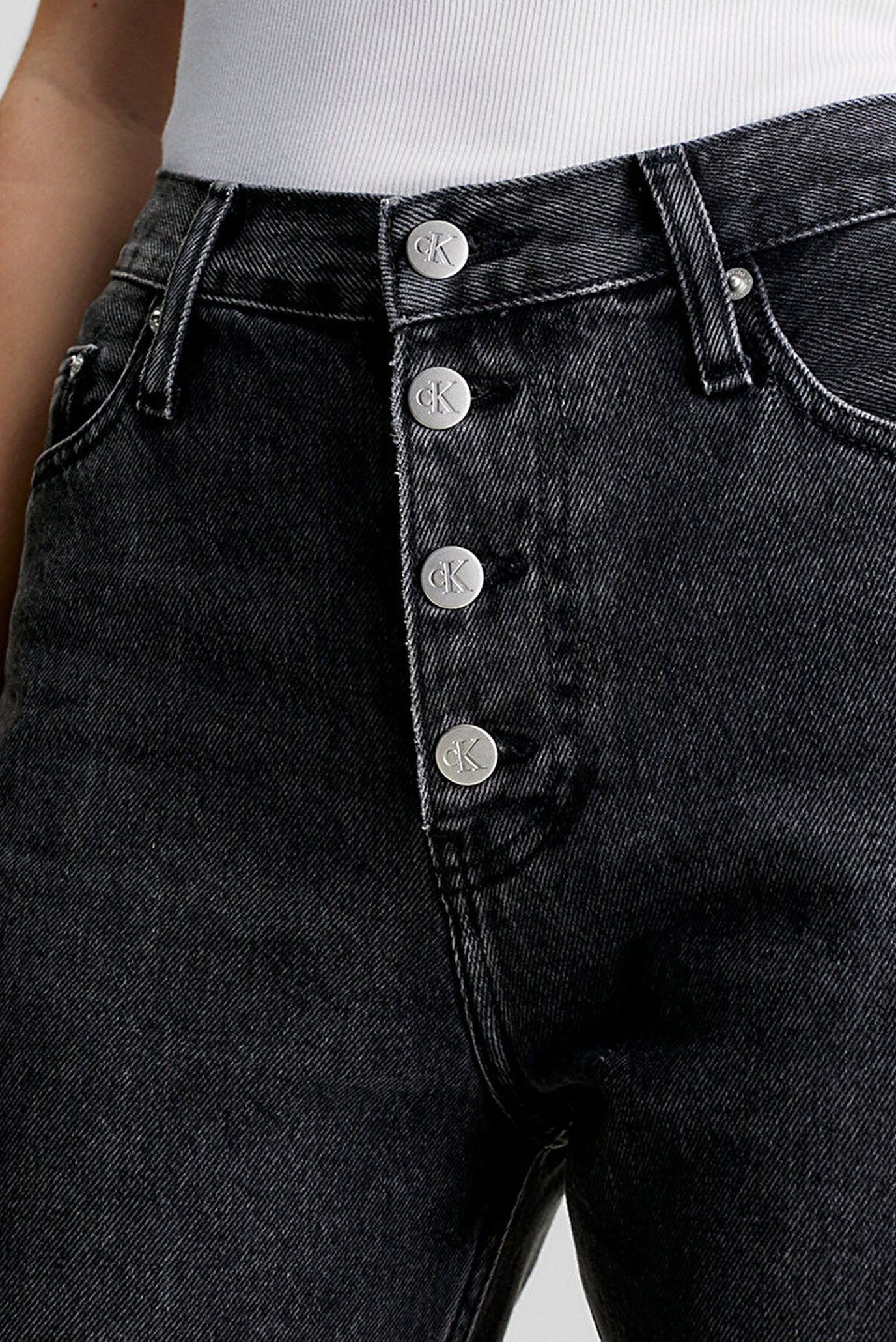 Женские черные джинсы MOM 4