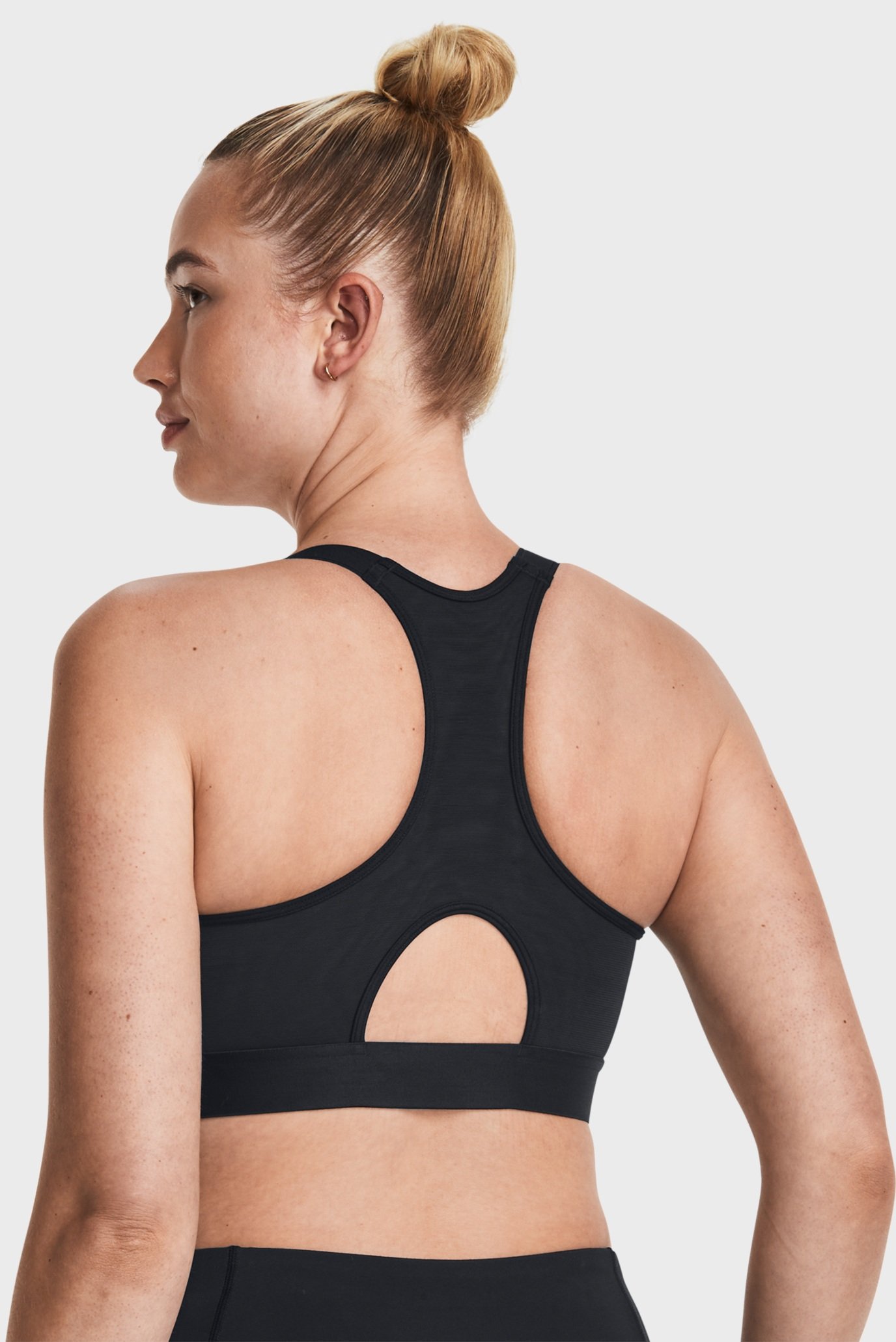 Топ UA HeatGear High 5