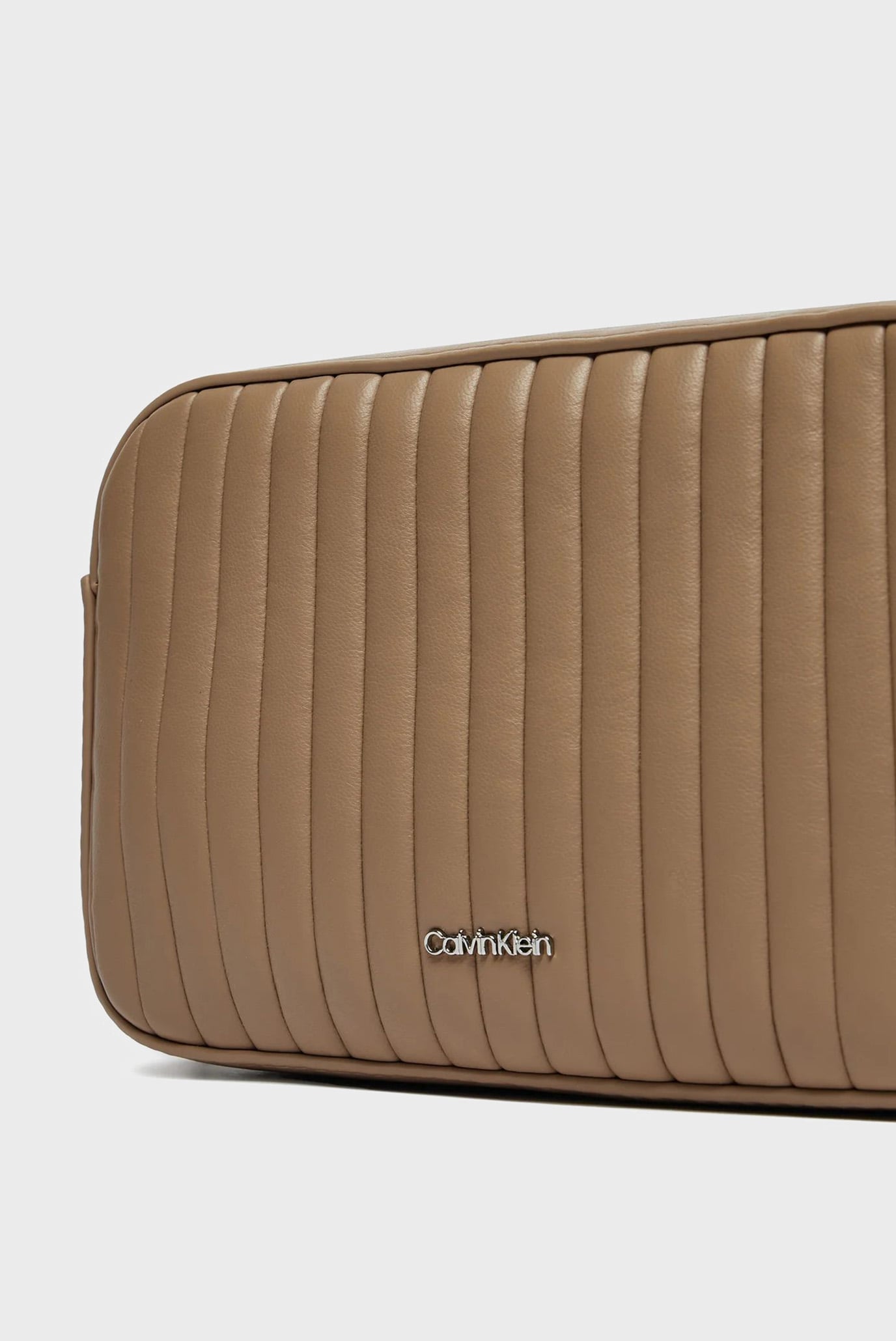 Сумка MINI LINE QUILT CAMERA BAG 2