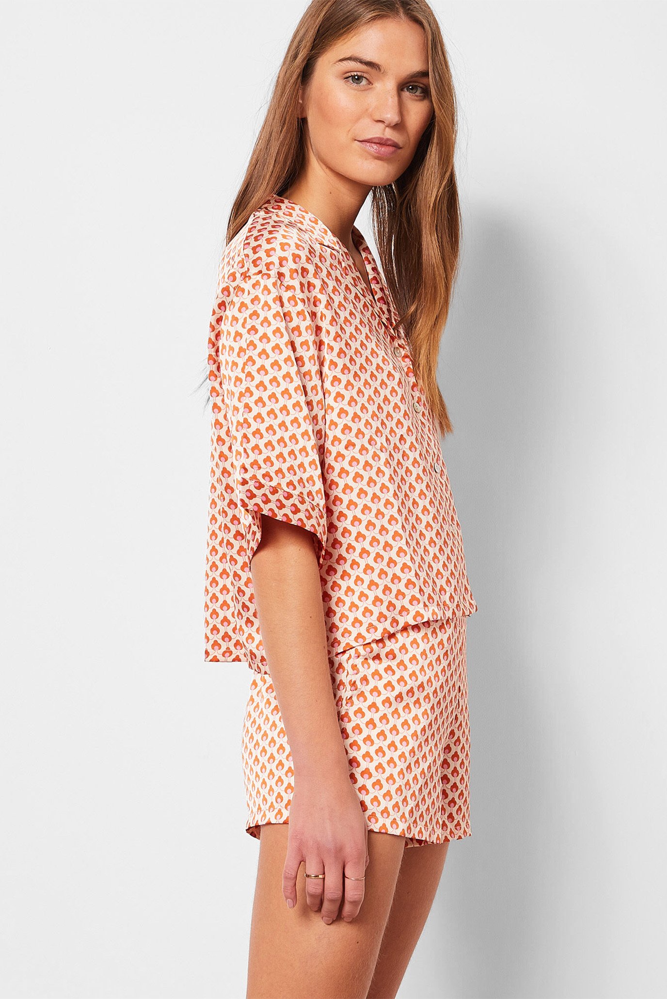 Шорты EZA - SHORT 2