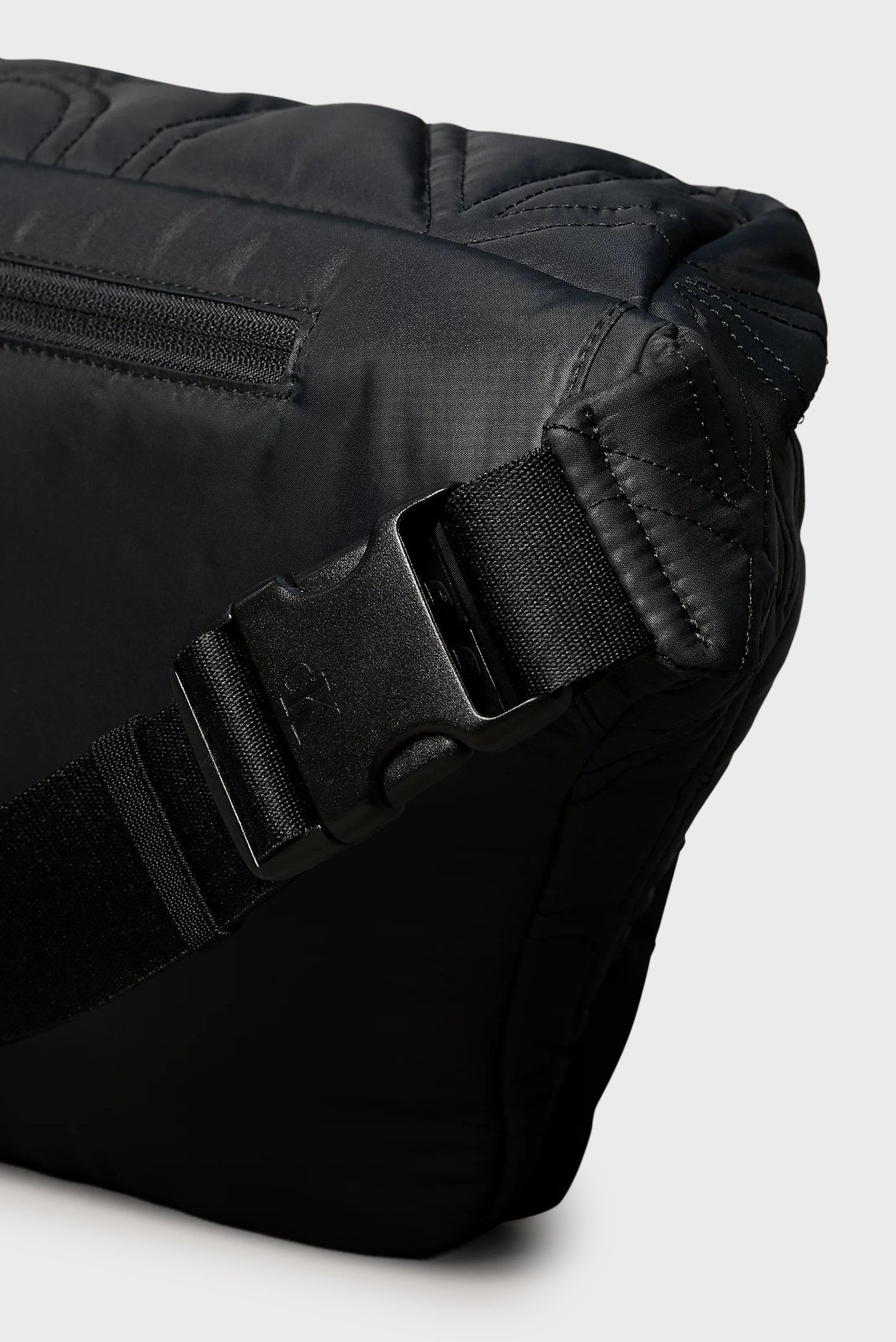 Поясная сумка PUFFER SLING 4