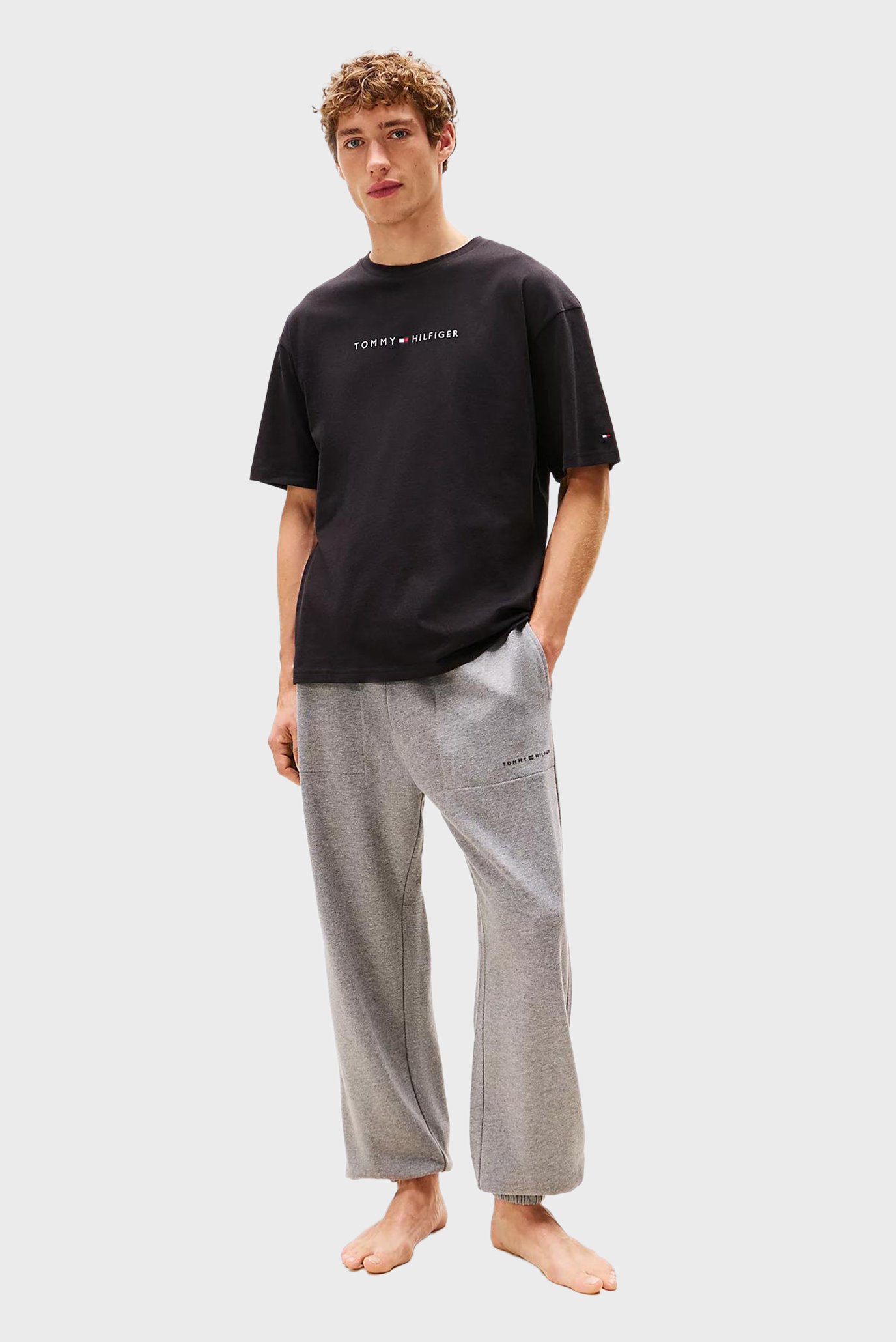 Футболка SS TEE CONT. LOGO 2