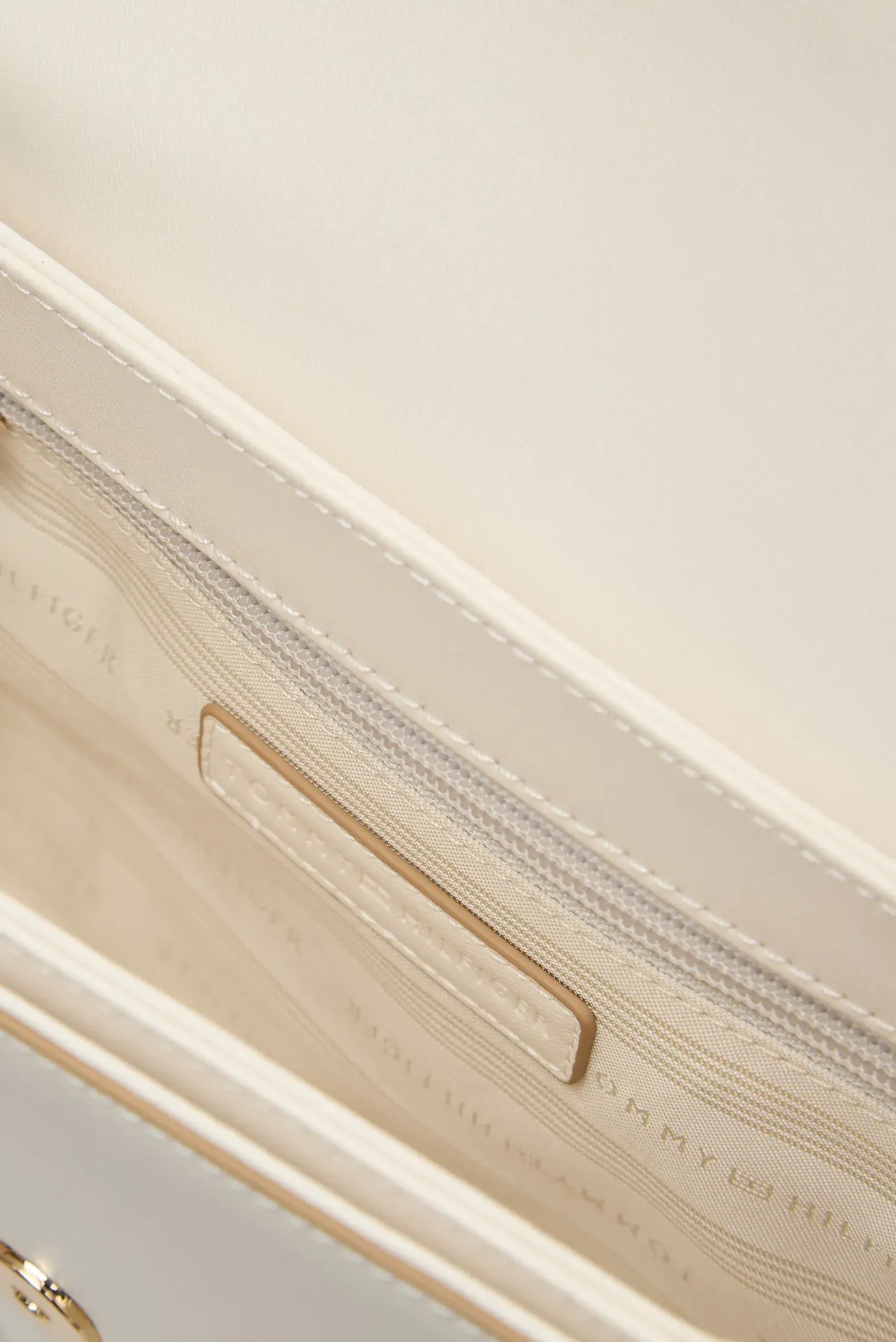 Сумка TH LIBRE FLAP CROSSOVER 5