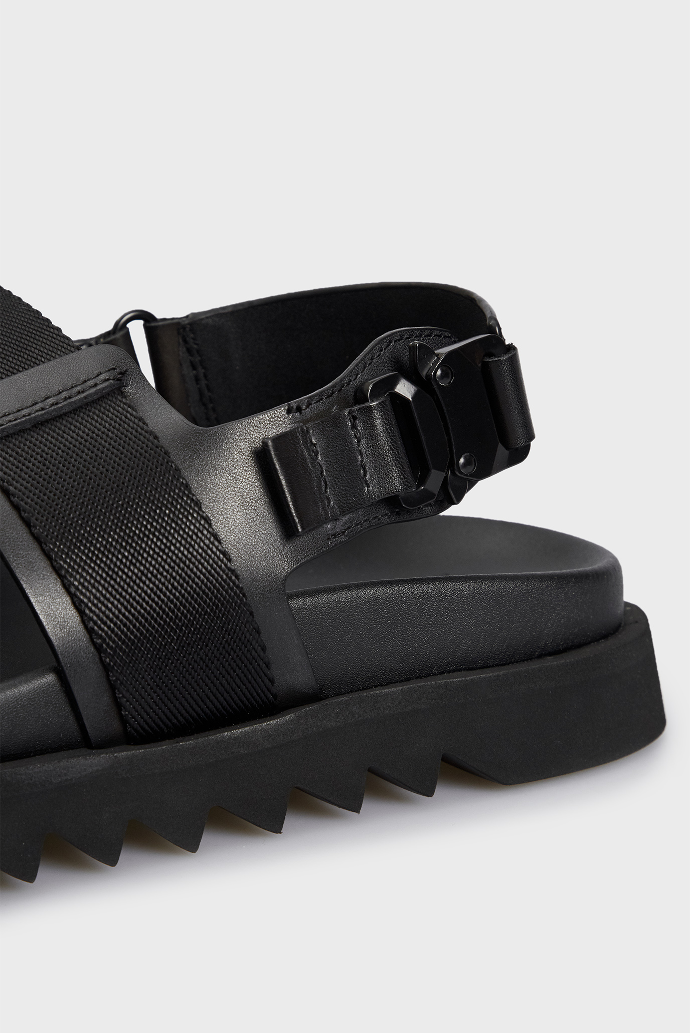 Мужские черные кожаные сандалии 7