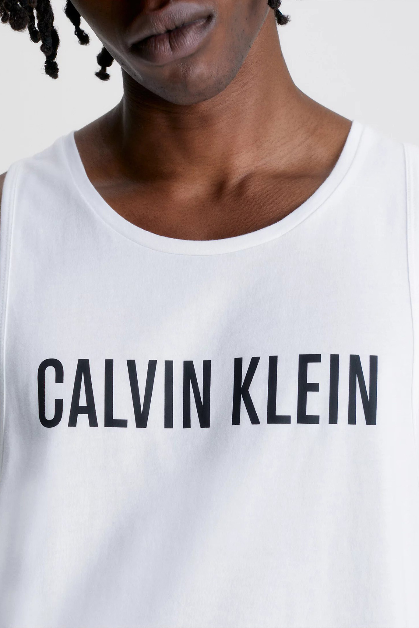 Calvin klein neck logo best sale