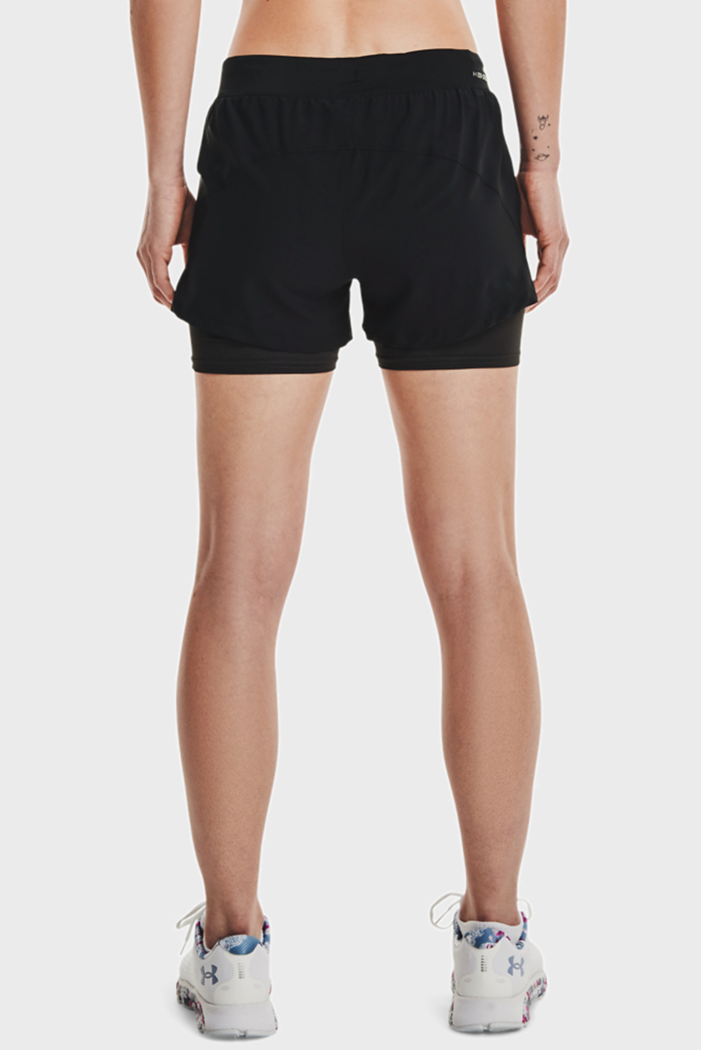 Женские черные шорты UA Iso-Chill® Run 2N1 Short 9