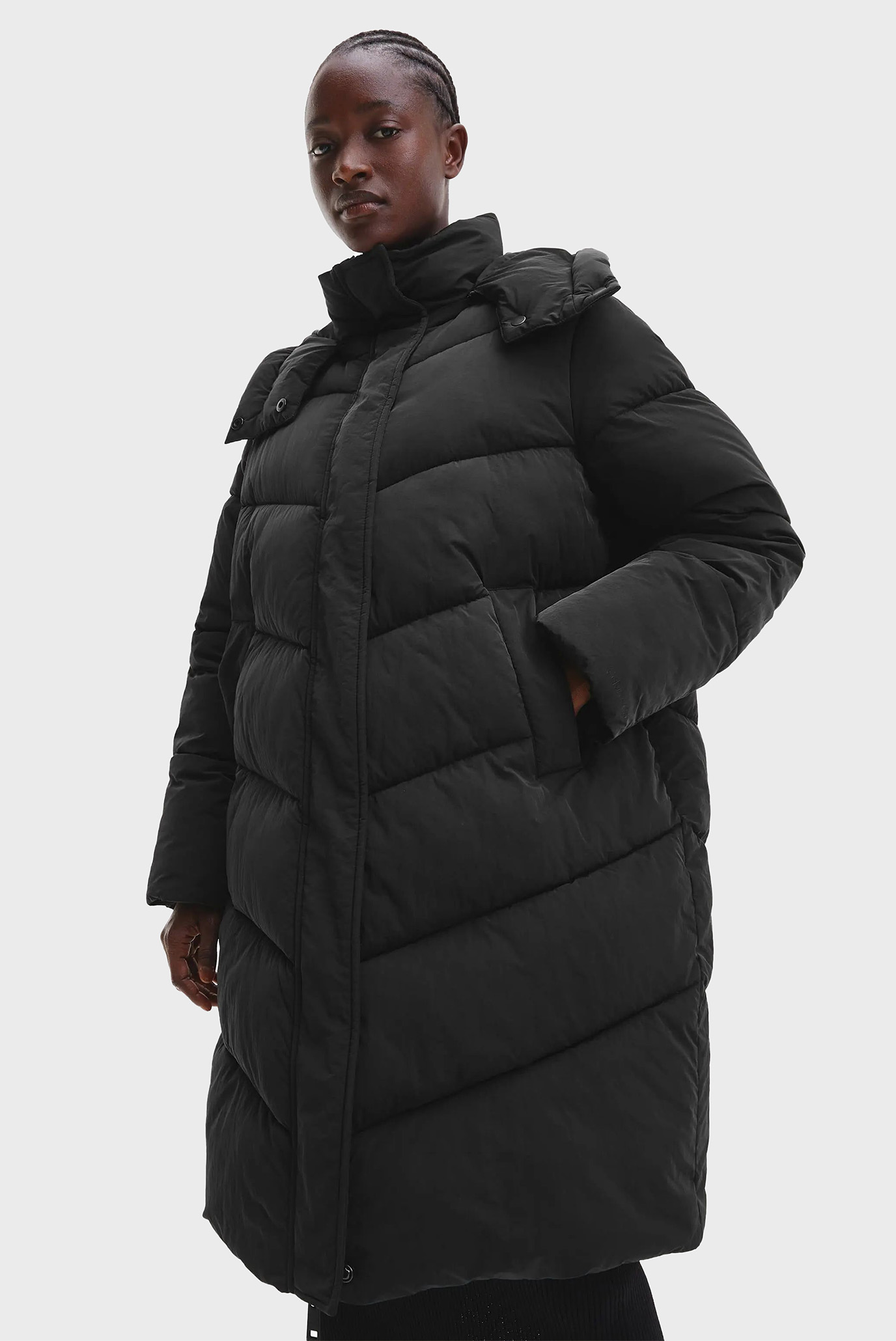 Женская черная куртка 5