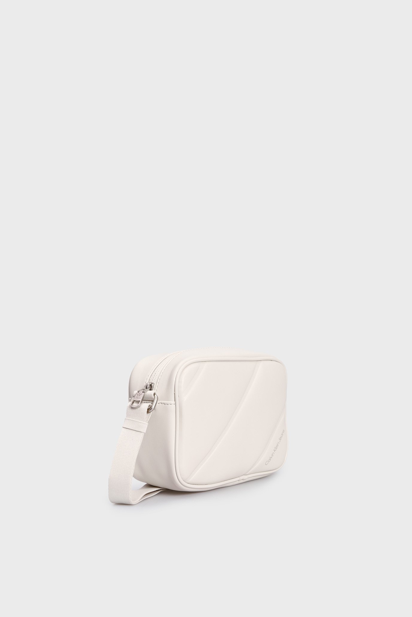 Женская белая сумка QUILTED CAMERABAG18 3