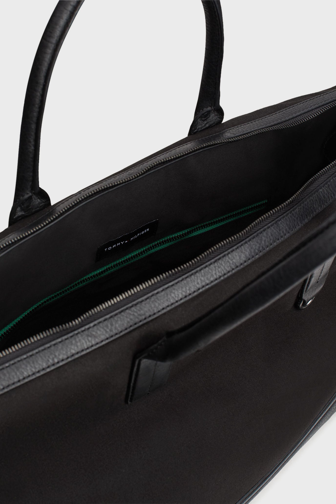 Сумка TH CASUAL DUFFLE 4