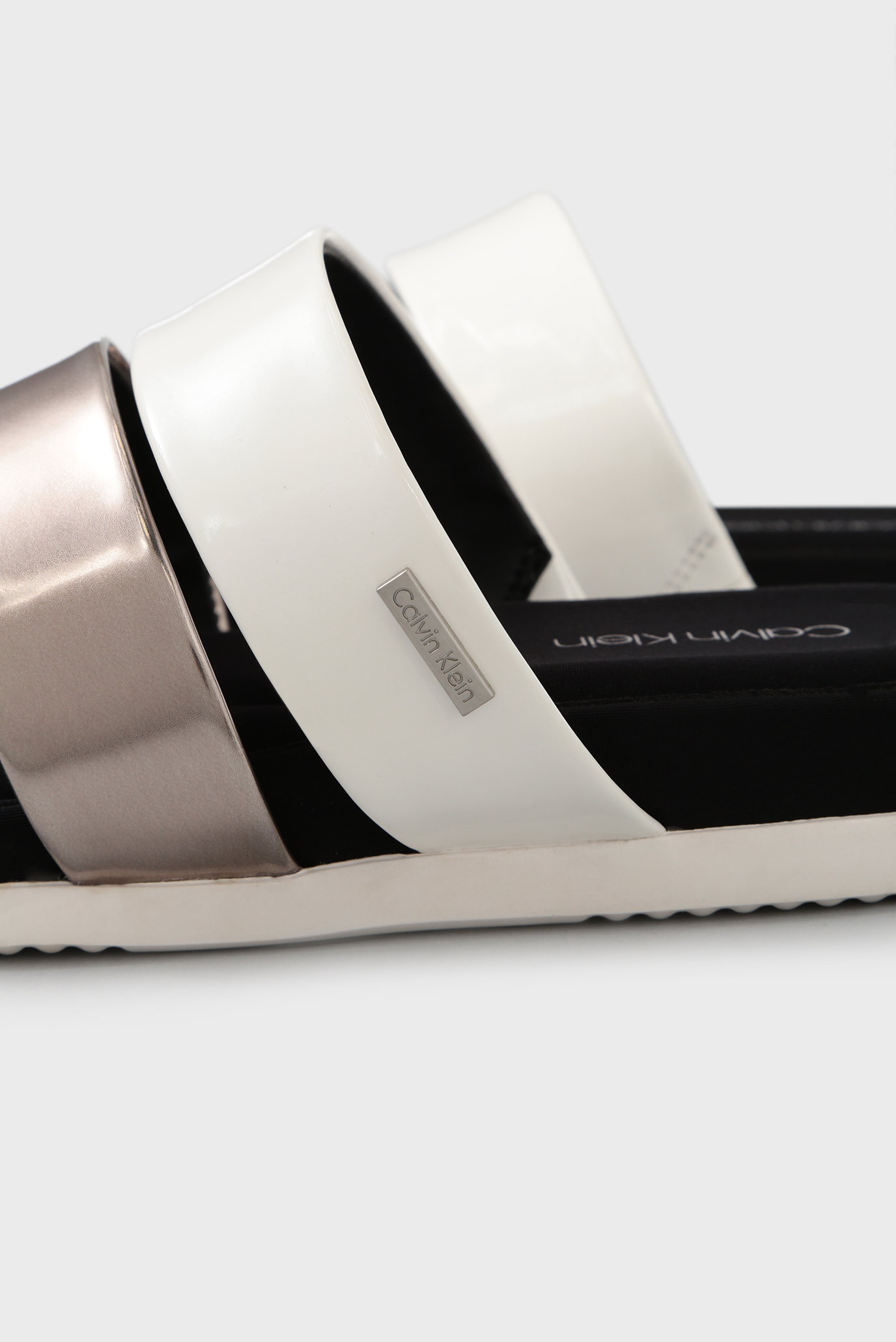 Женские черные слайдеры 10