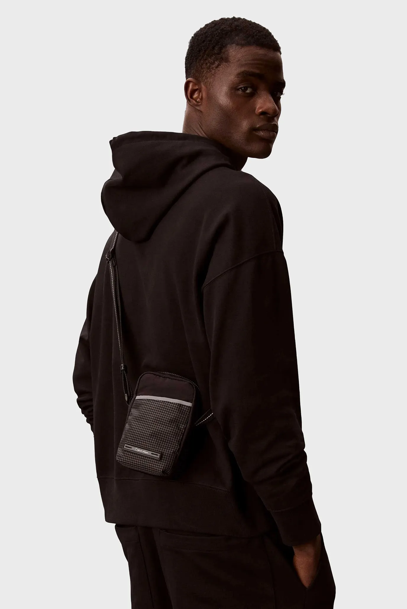 Сумка STRIPED UTILITY ZIP SLIM REPORTE 2