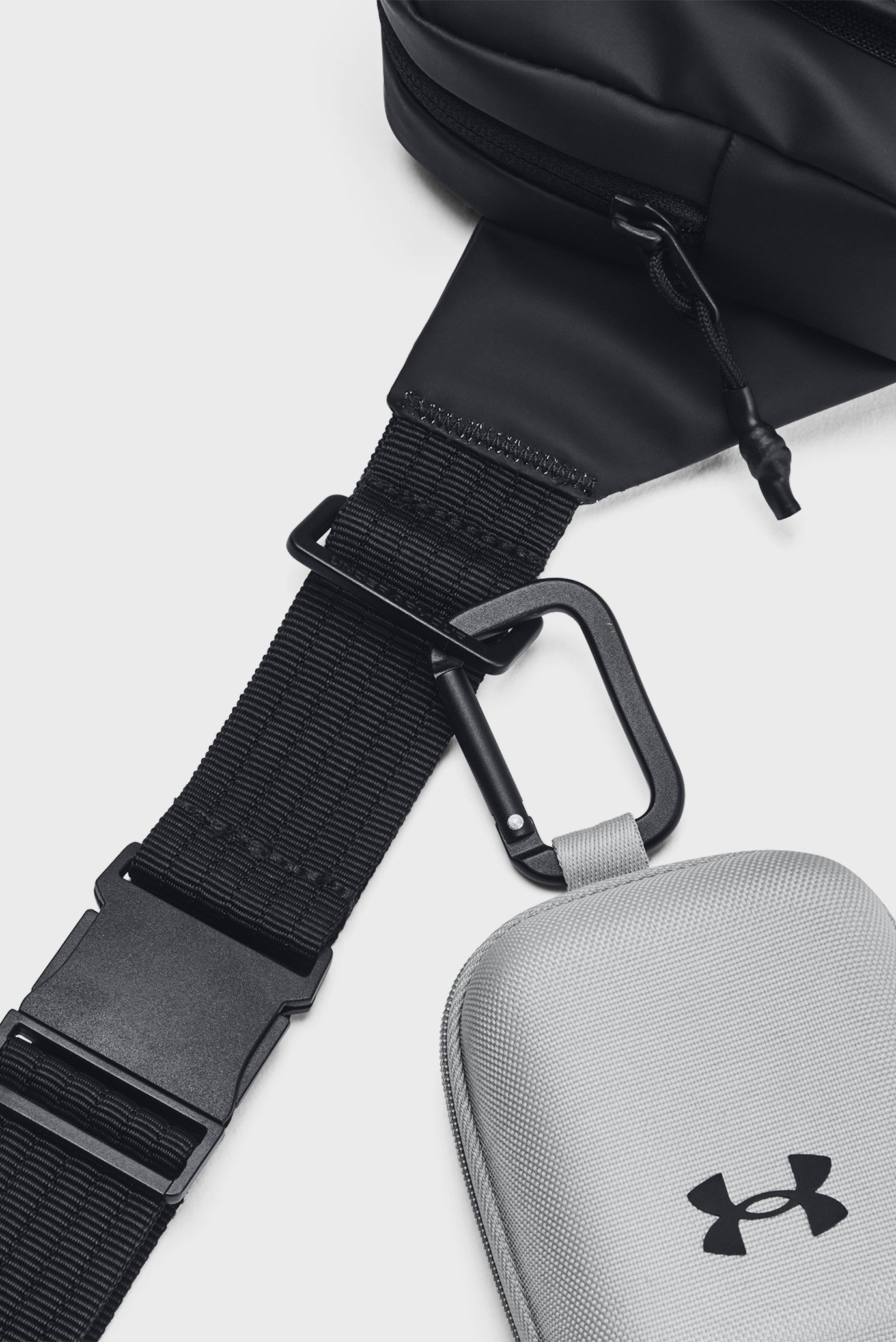 Черная поясная сумка UA Triumph Crossbody 5