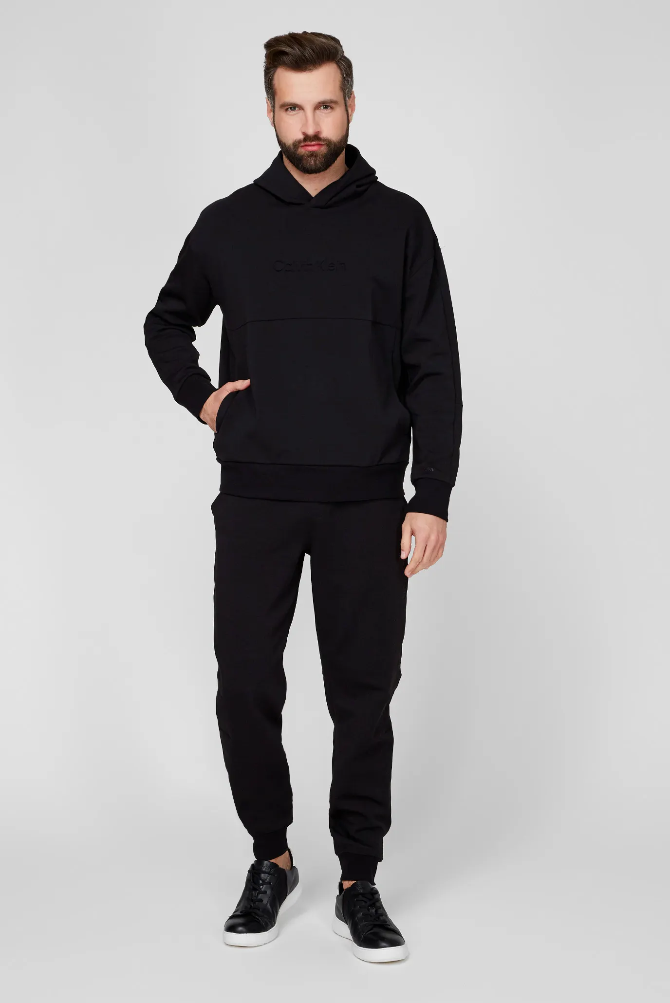 Мужские черные спортивные брюки 5