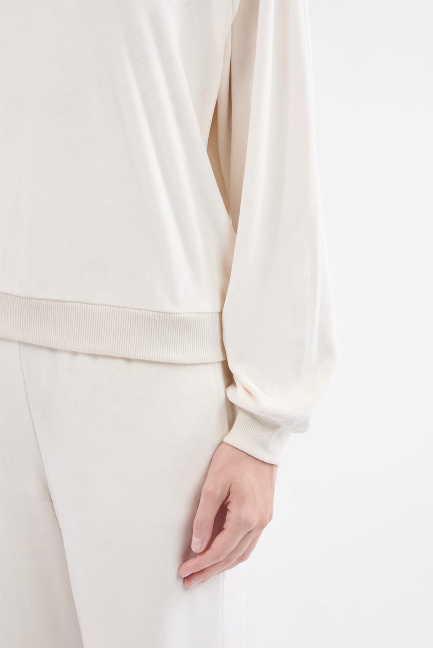 Свитшот GIO - SWEATSHIRT 5