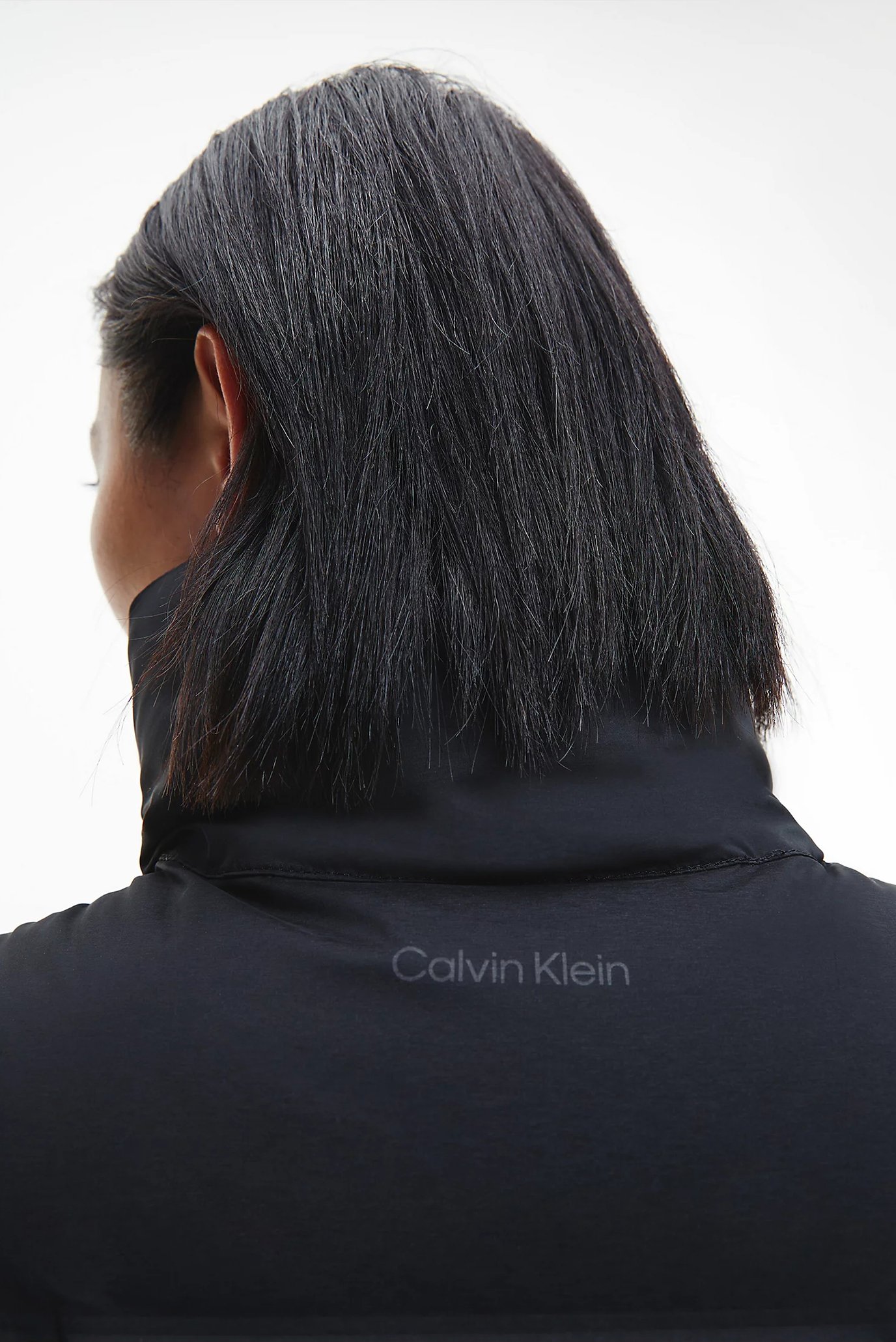 Жилет SEAMLESS LOFTY MAXI VEST 10