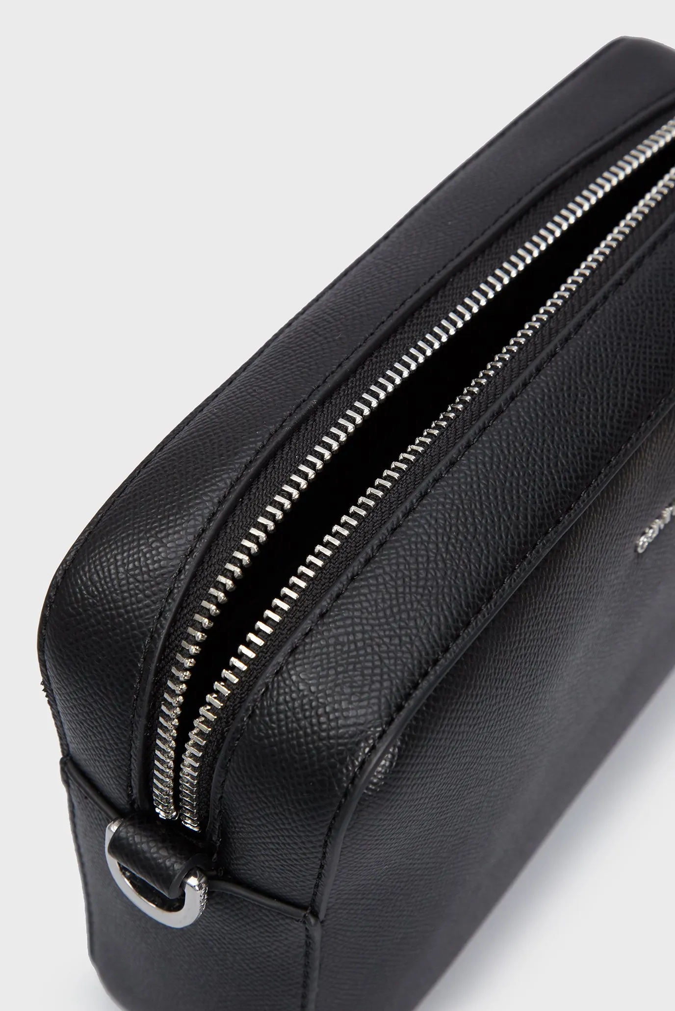 Женская черная сумка 5