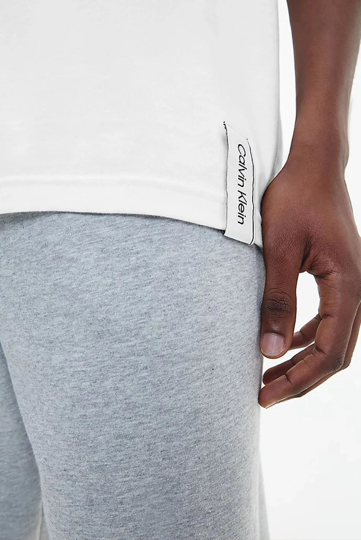 Мужская белая футболка 3