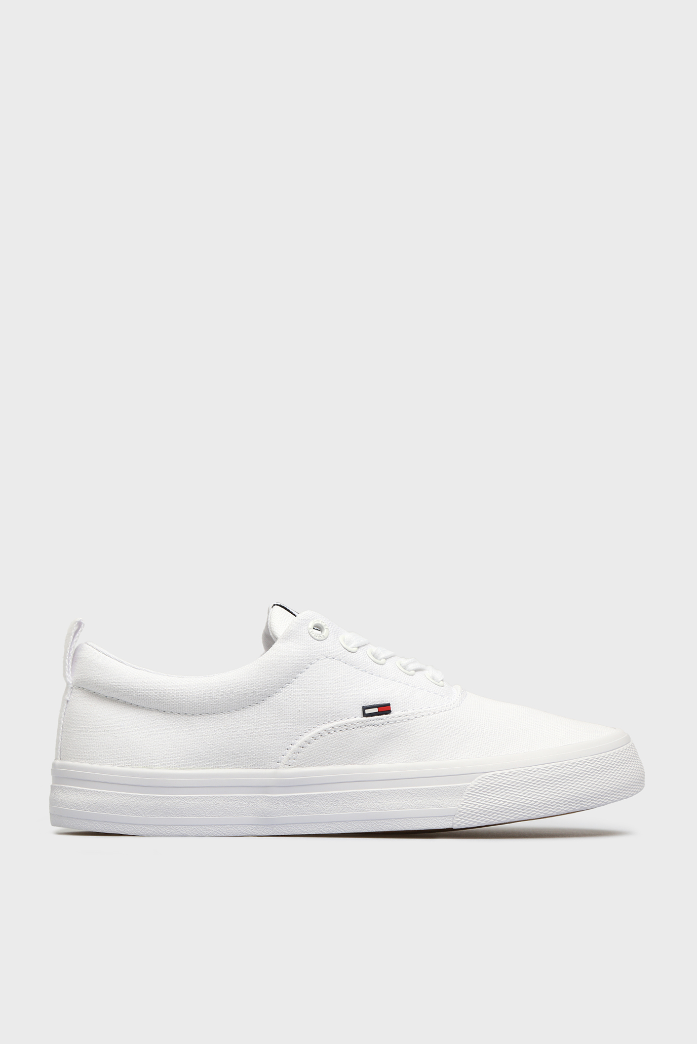 Женские белые кеды WMN CLASSIC 6