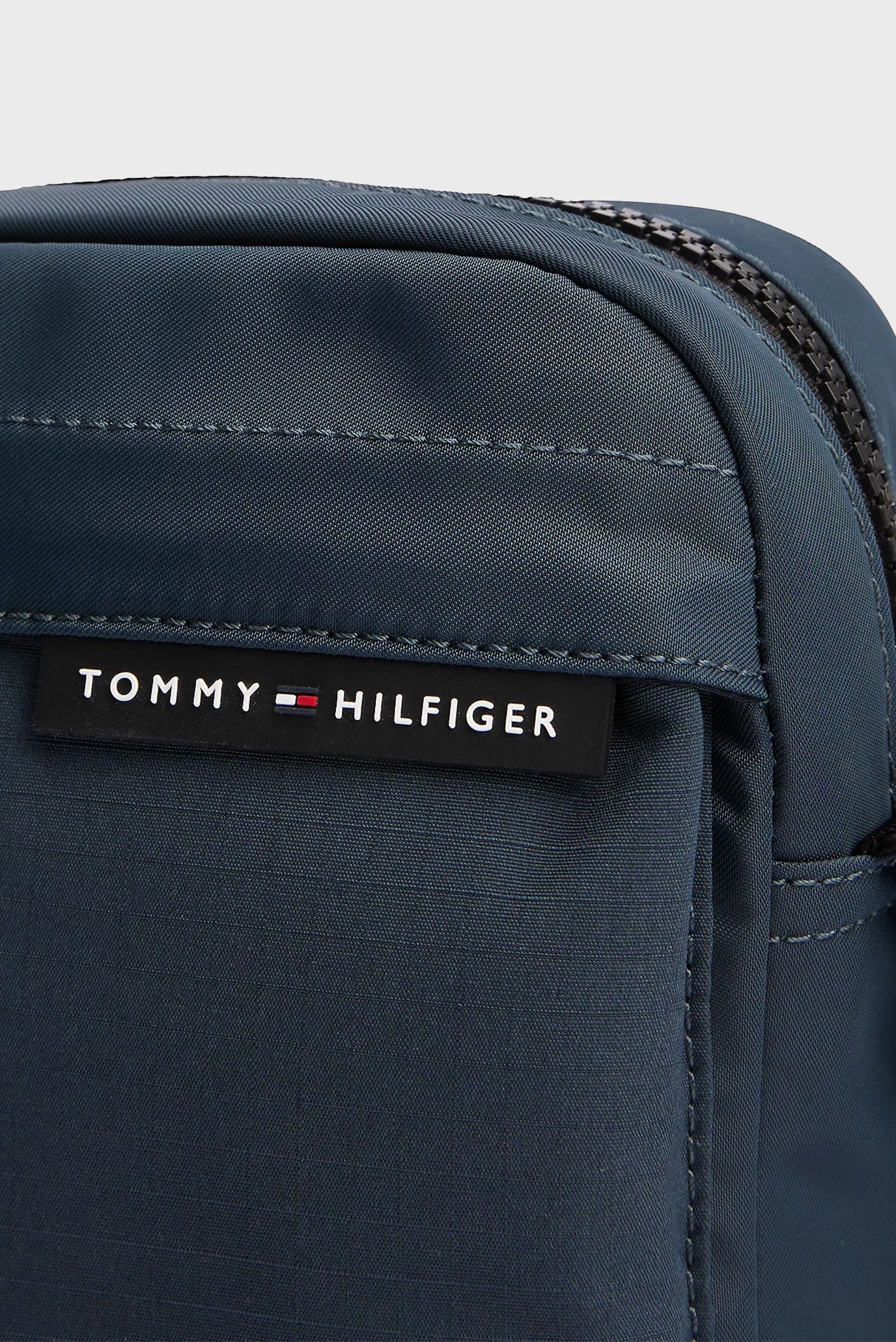 Сумка TH ELEMENT REPREVE MINI REPORTER 4