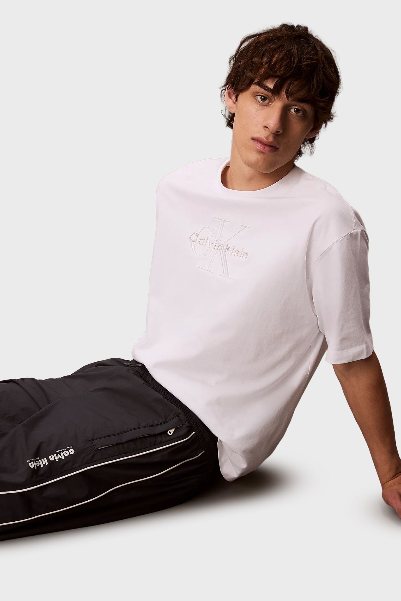 Штаны RELAXED CRINKLE NYLON TRACK PANTCalvin Klein Jeans Штаны RELAXED CRINKLE NYLON TRACK PANT 4