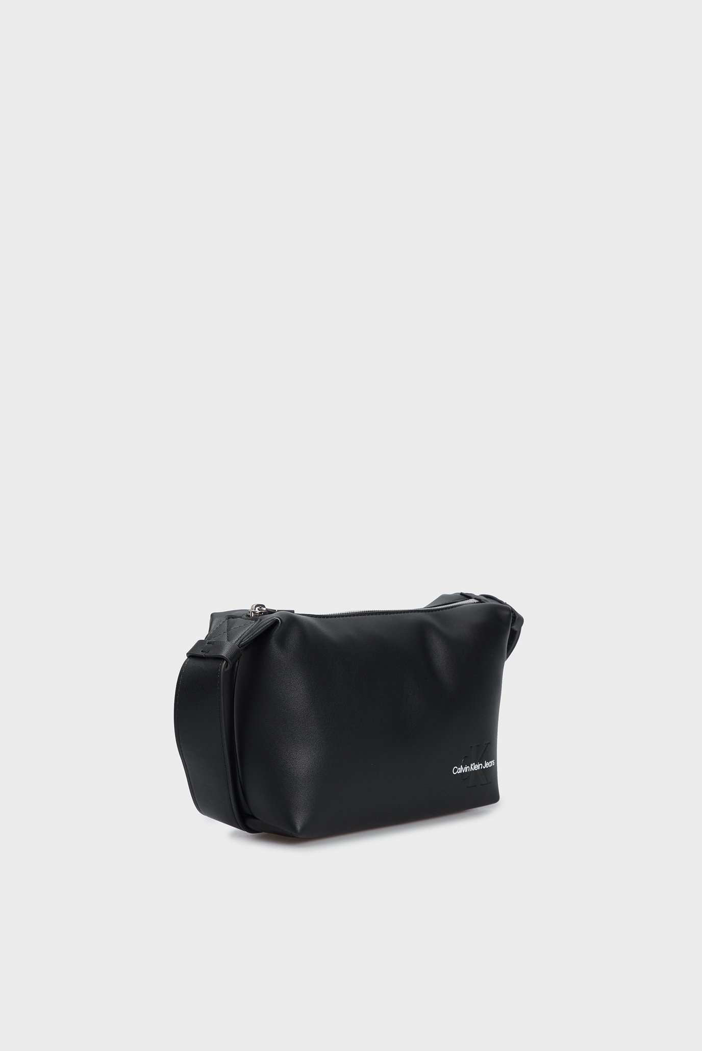 Женская черная сумка SCULPTED ROUNDED Calvin Klein Jeans Женская черная сумка SCULPTED ROUNDED 2