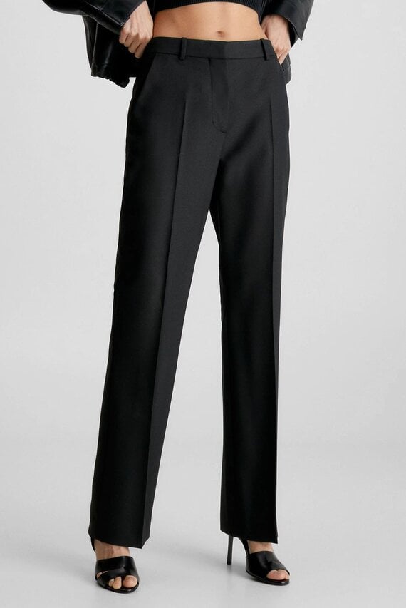 Женские черные брюки ESSENTIAL SLIM STRAIGHT PANT