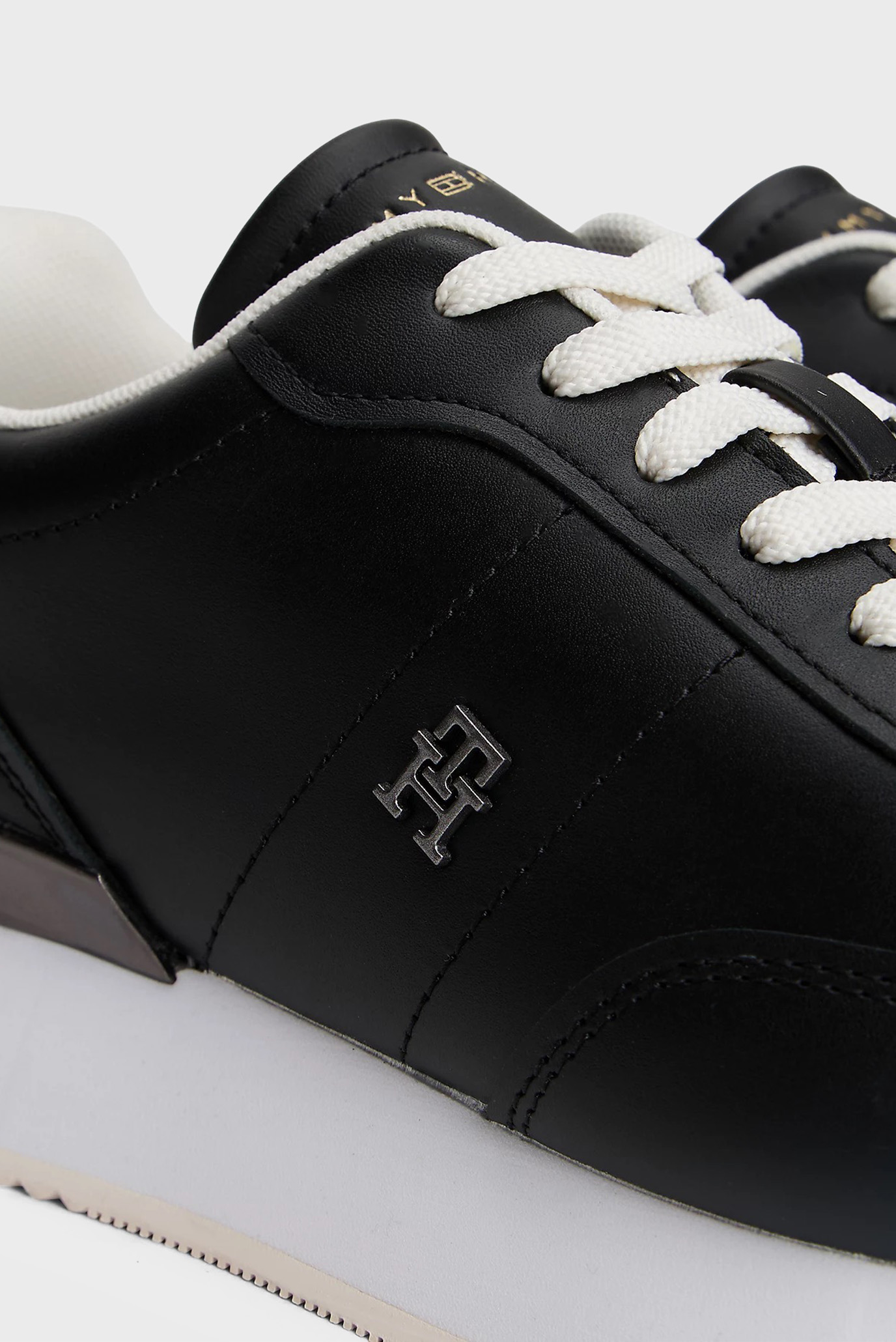 Кроссовки CHIC FASHION RUNNER 6