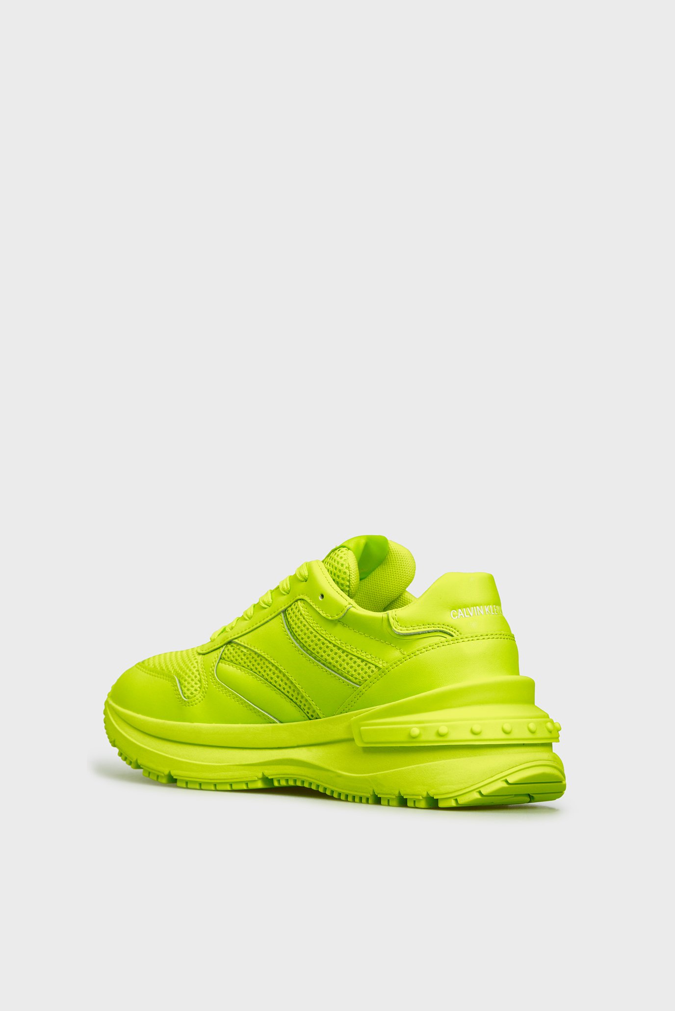 Женские салатовые кроссовки 9