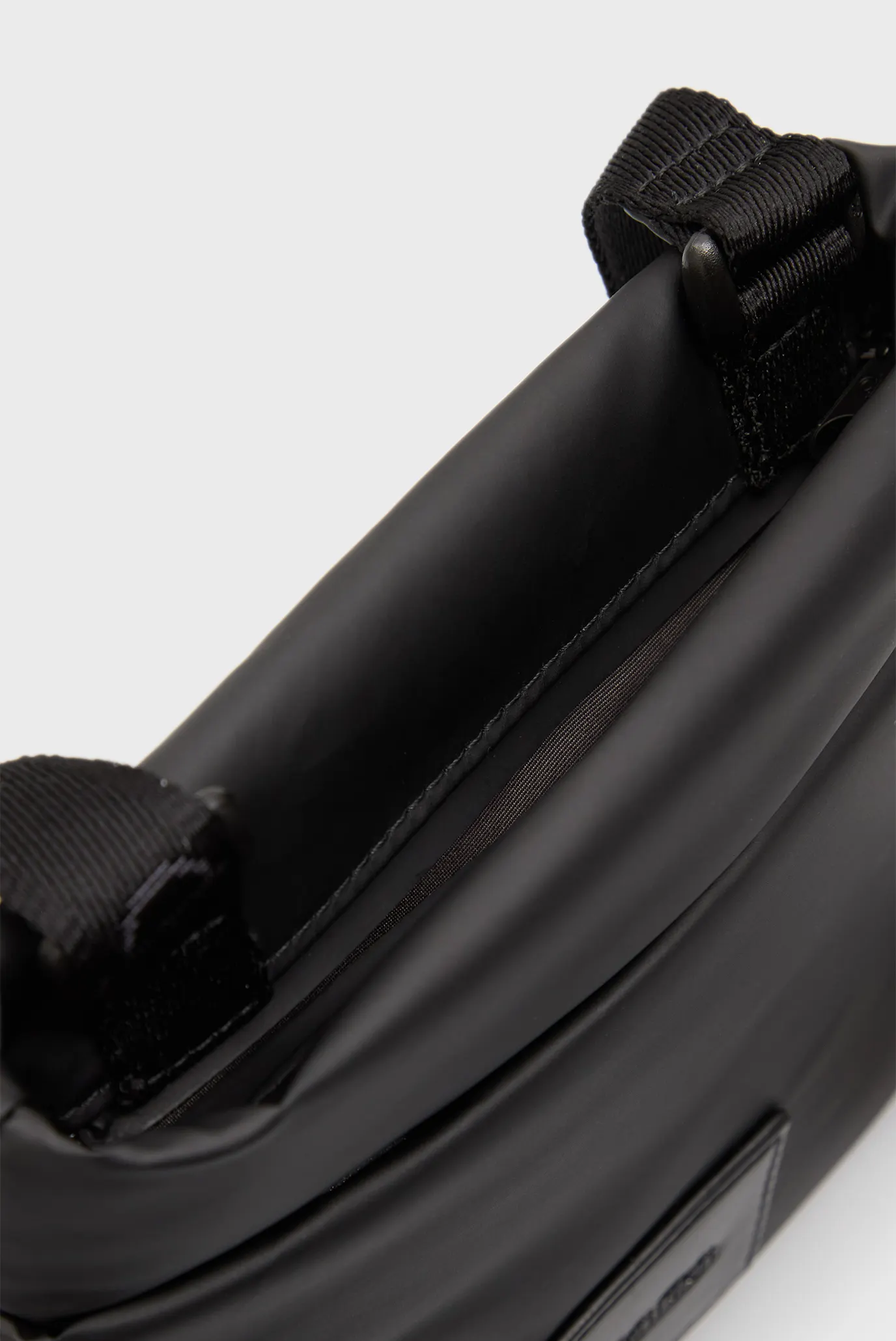 Сумка PUFFER UTILITY FLATPACK 6