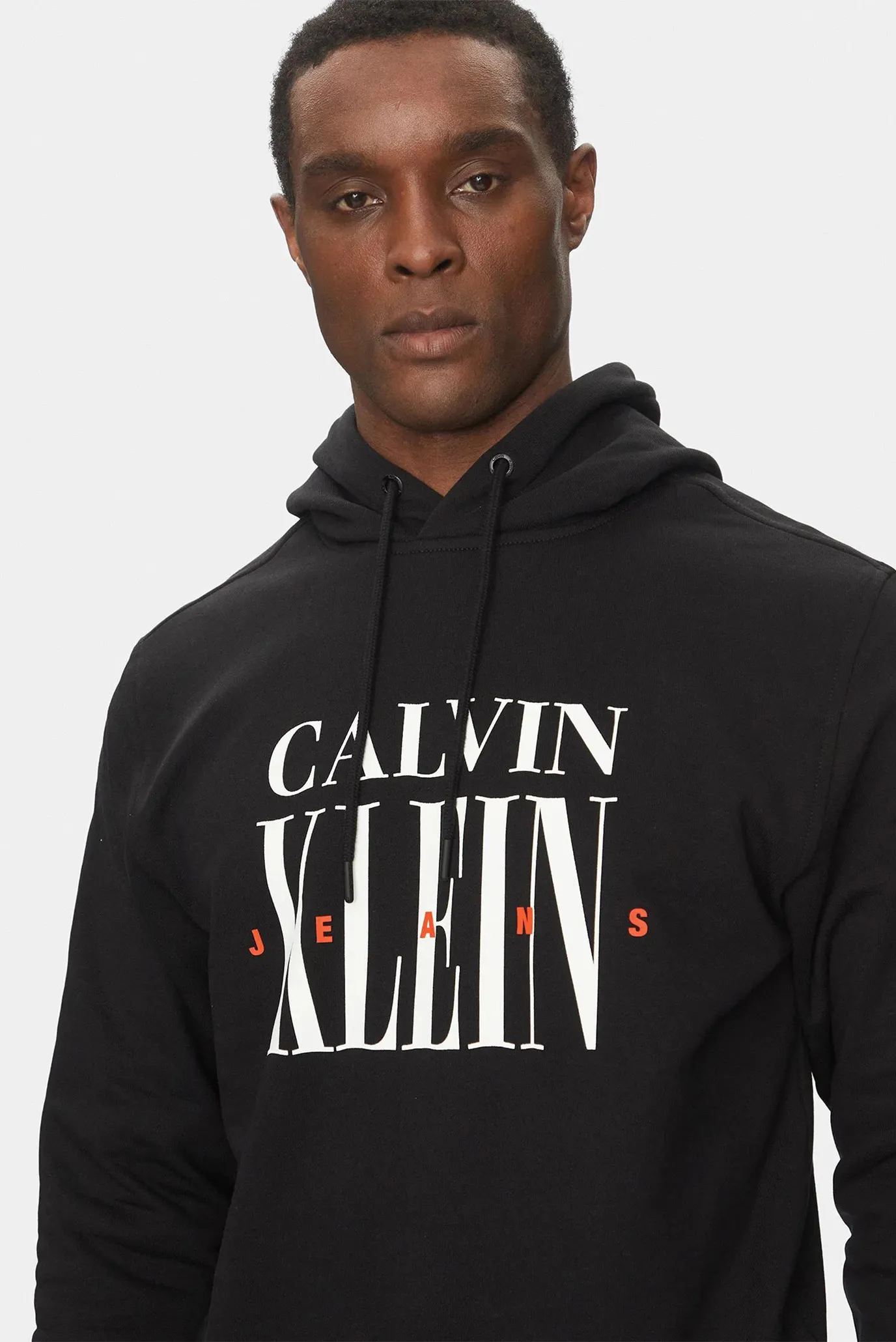 Худи SERIF FONT GRAPHIC HOODIE 4