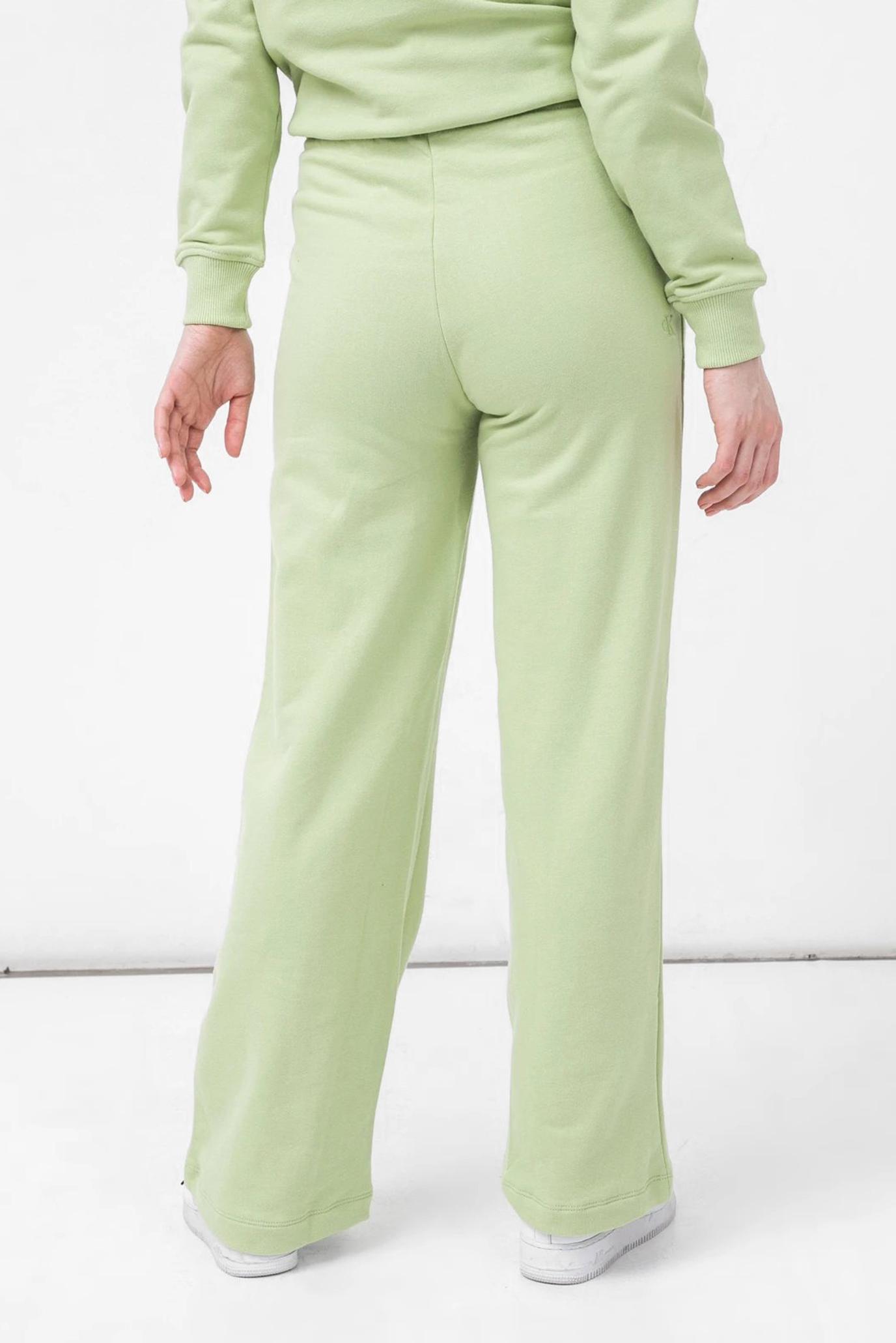 Штаны спортивные STACKED LOGO WIDE LEG JOG PANT 2