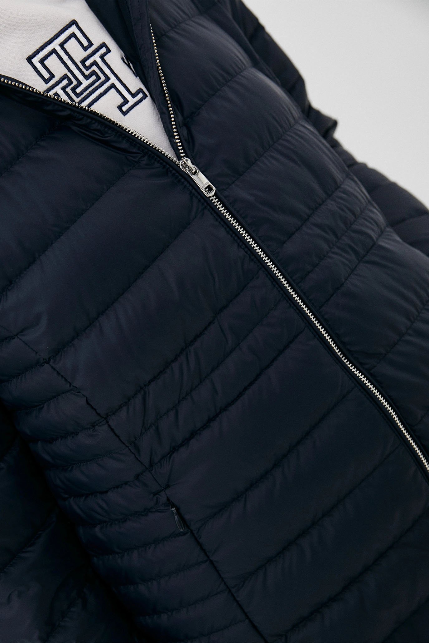 Куртка демисезонная FEMININE LW DOWN JACKET 5