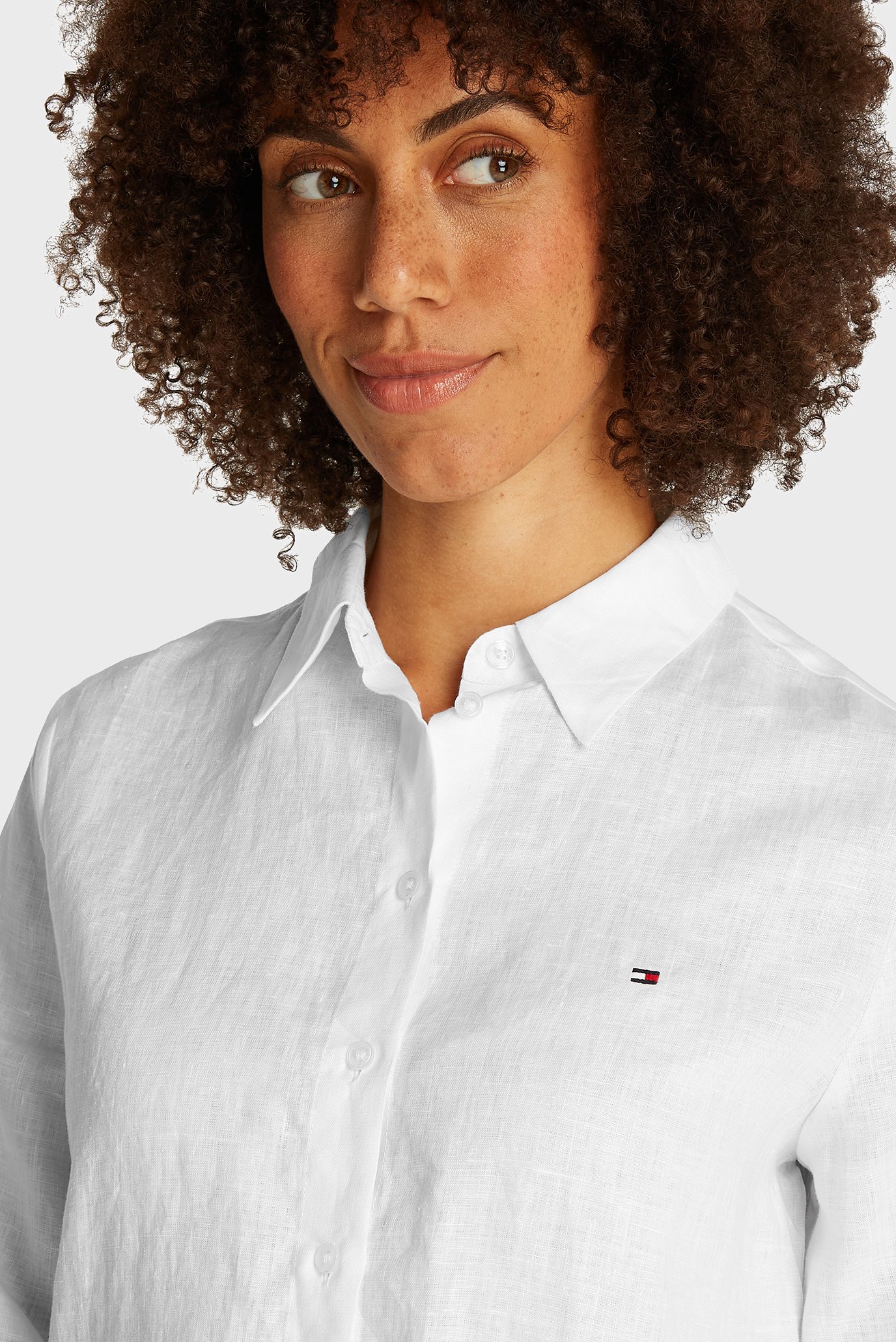 Женская белая льняная рубашка ESS 4