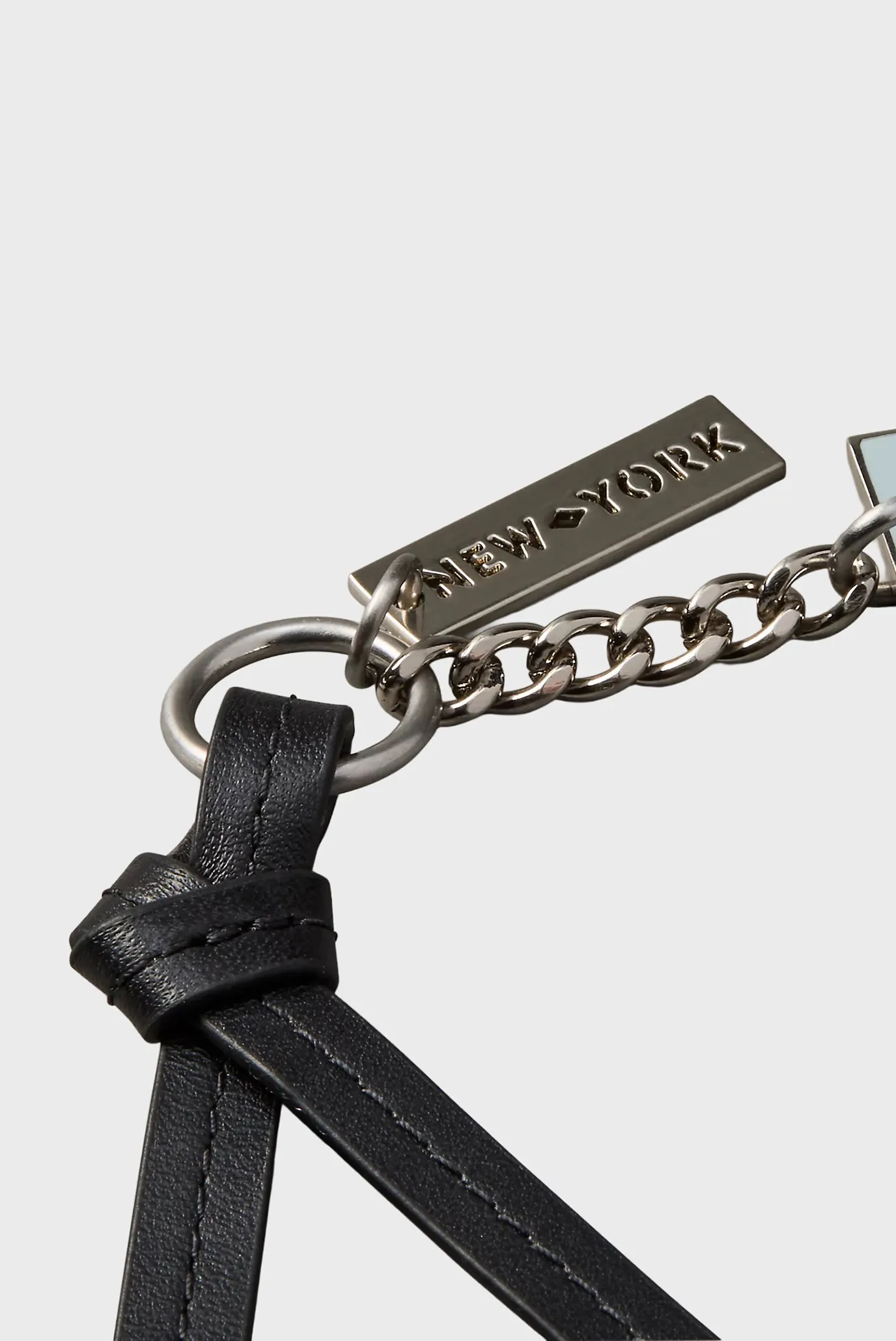 Брелок GRAPHIC SCRIPT KEY FOBB 3