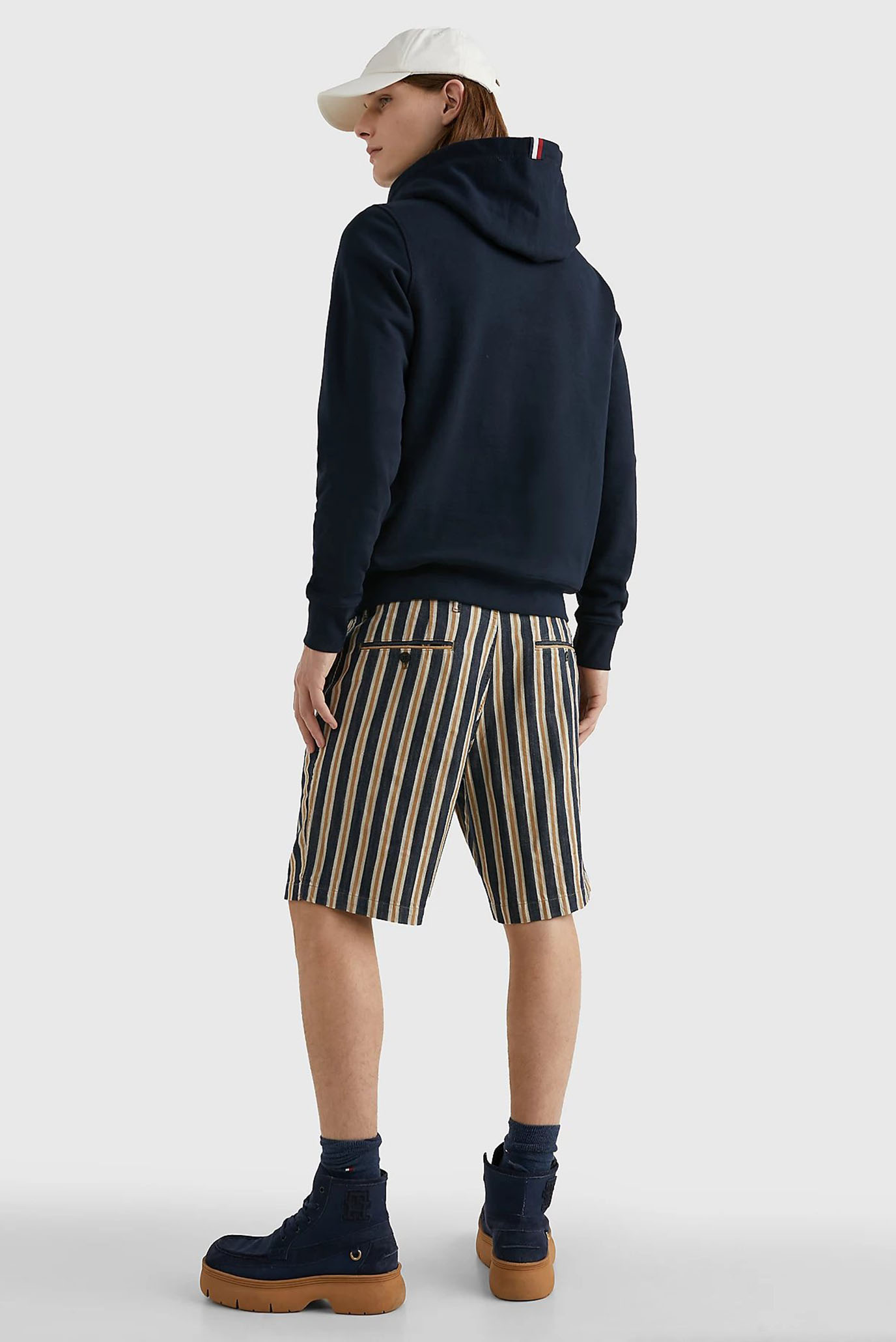 Худи CURVED MONOGRAM HOODY 3